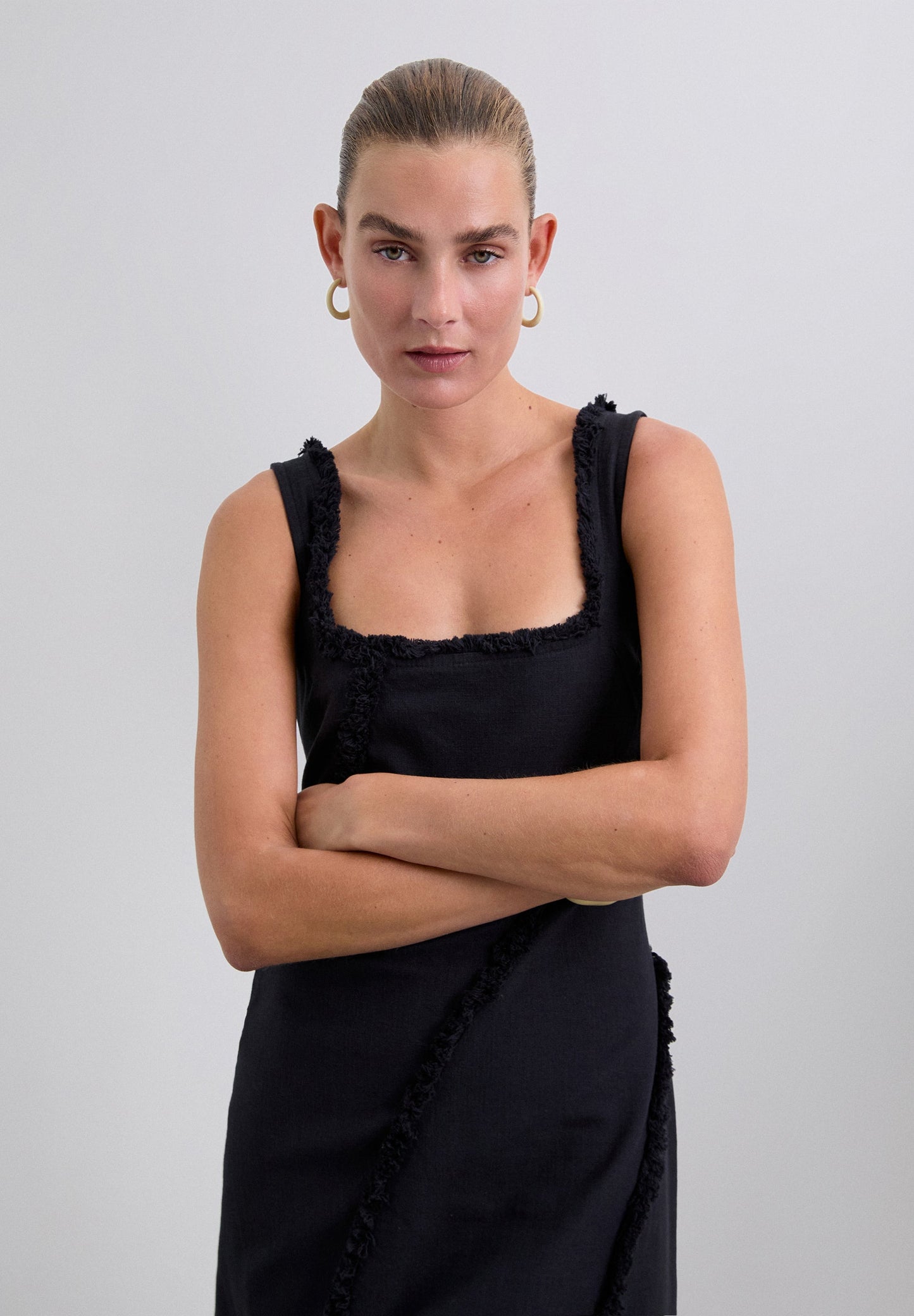 VESTIDO FLECOS DESPUNTADOS - Scalpers