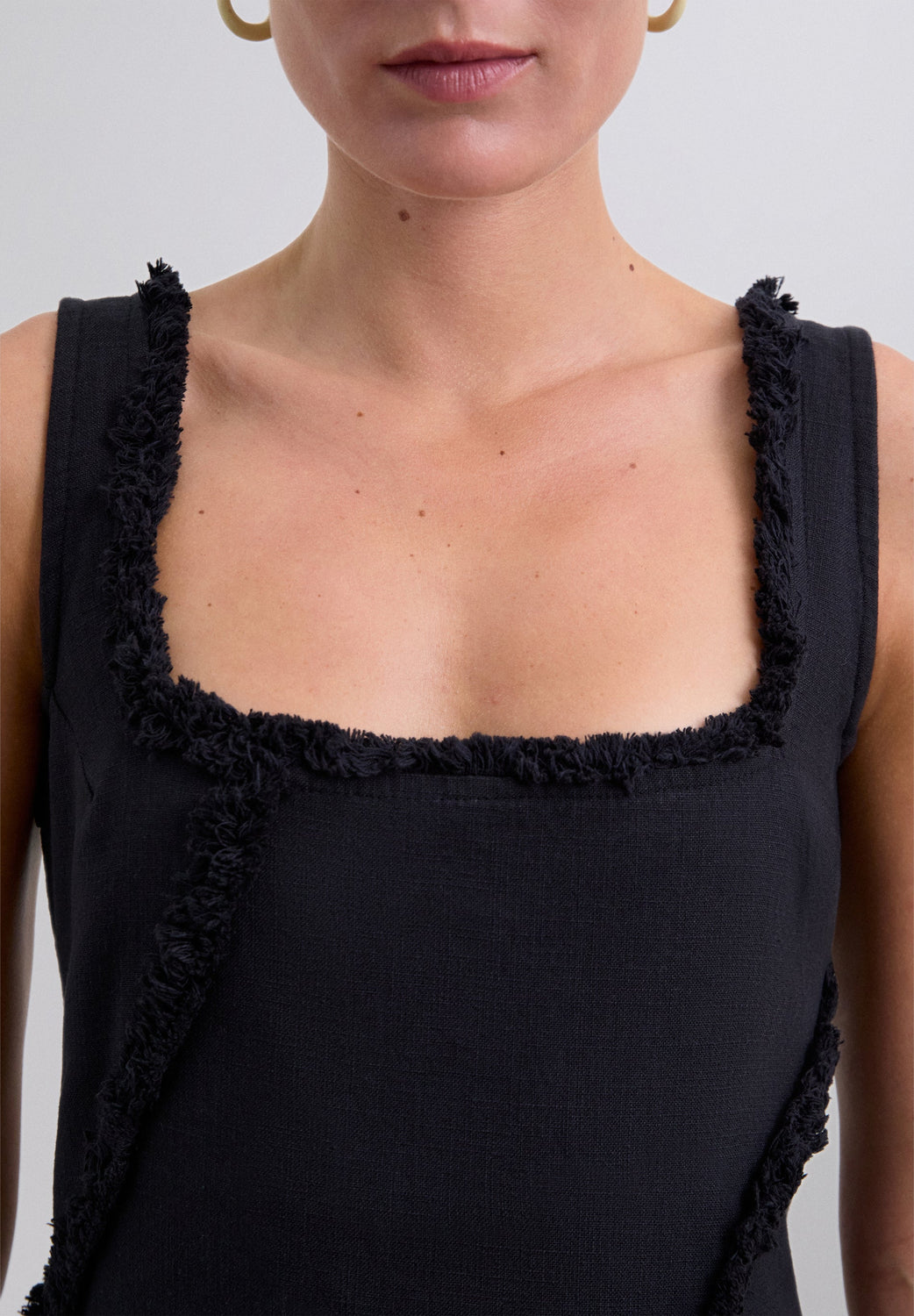 VESTIDO FLECOS DESPUNTADOS - Scalpers