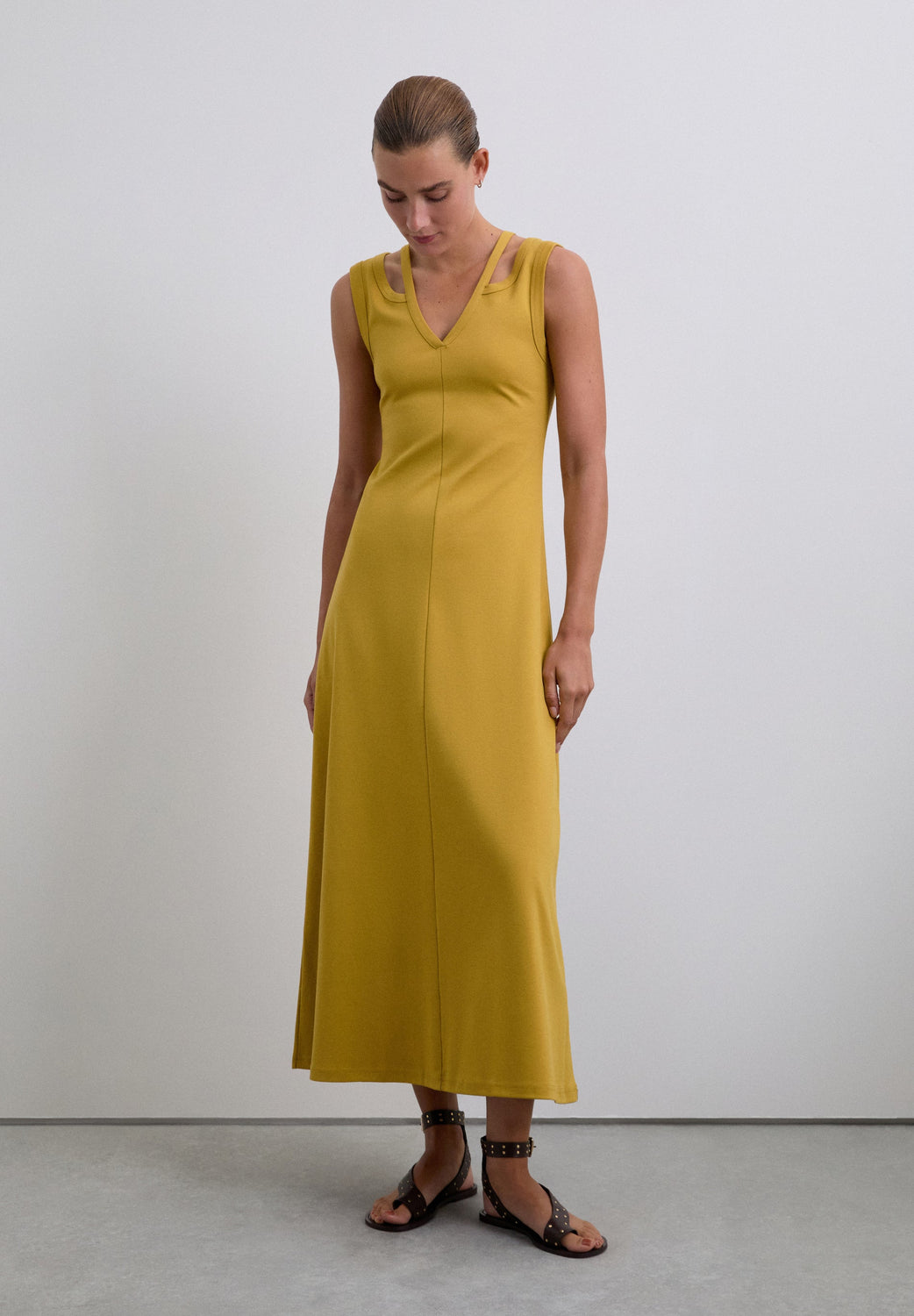 VESTIDO MIDI CUT OUT - Scalpers
