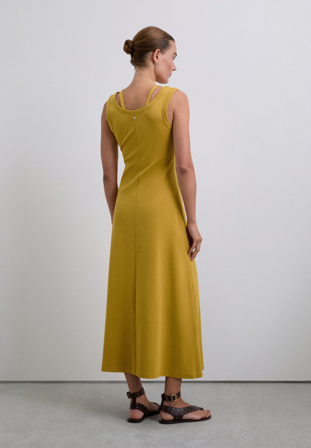 VESTIDO MIDI CUT OUT - Scalpers