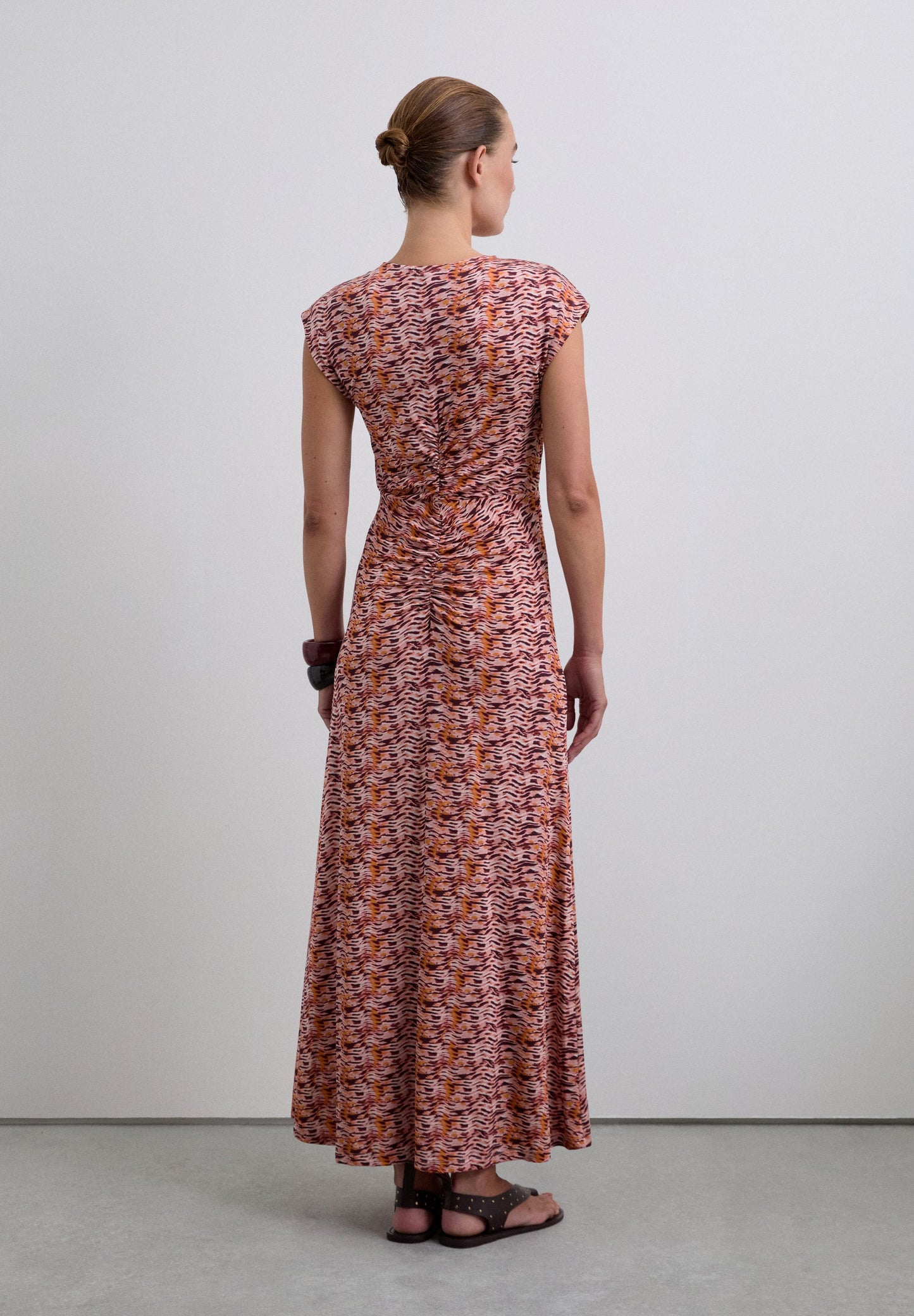 VESTIDO ESTAMPADO CUT OUT - Scalpers