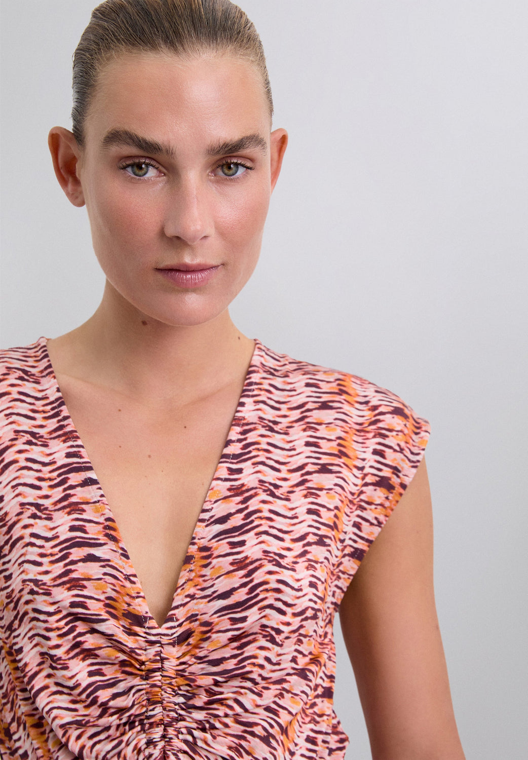 VESTIDO ESTAMPADO CUT OUT - Scalpers