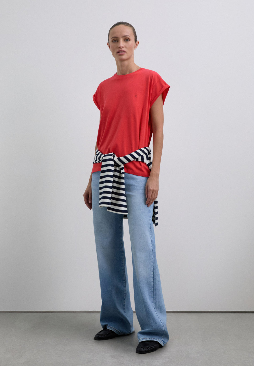 CAMISETA BÁSICA CALAVERA - Scalpers