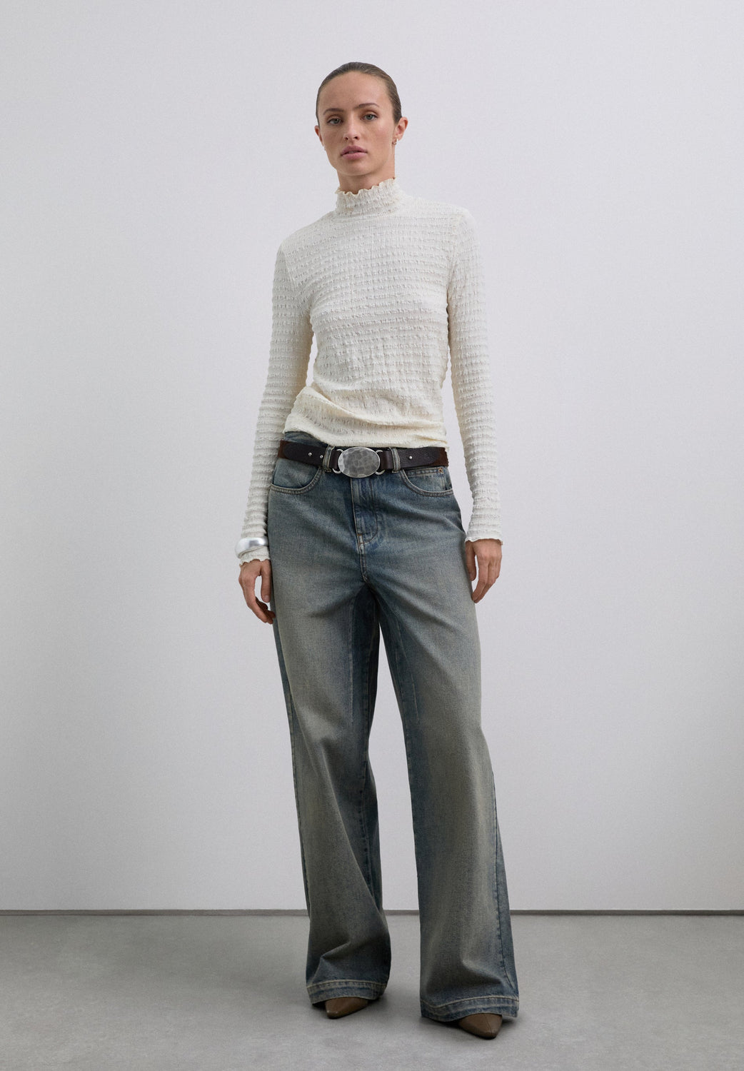 TOP CUELLO ALTO ESTRUCTURA - Scalpers