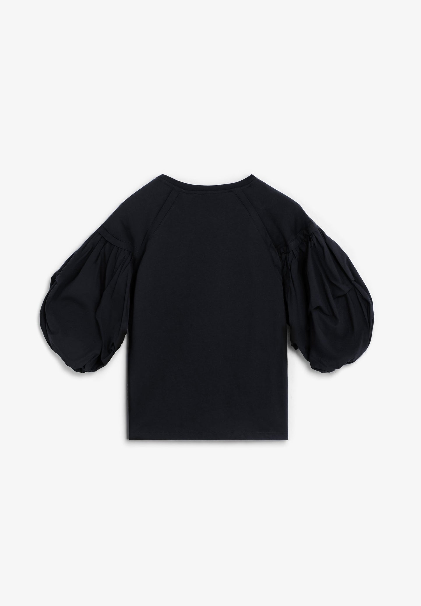 POLERA MANGA ABULLONADA