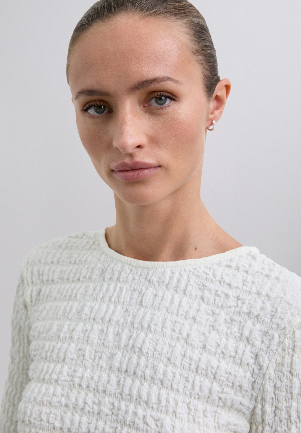 TOP CUELLO REDONDO ESTRUCTURA - Scalpers