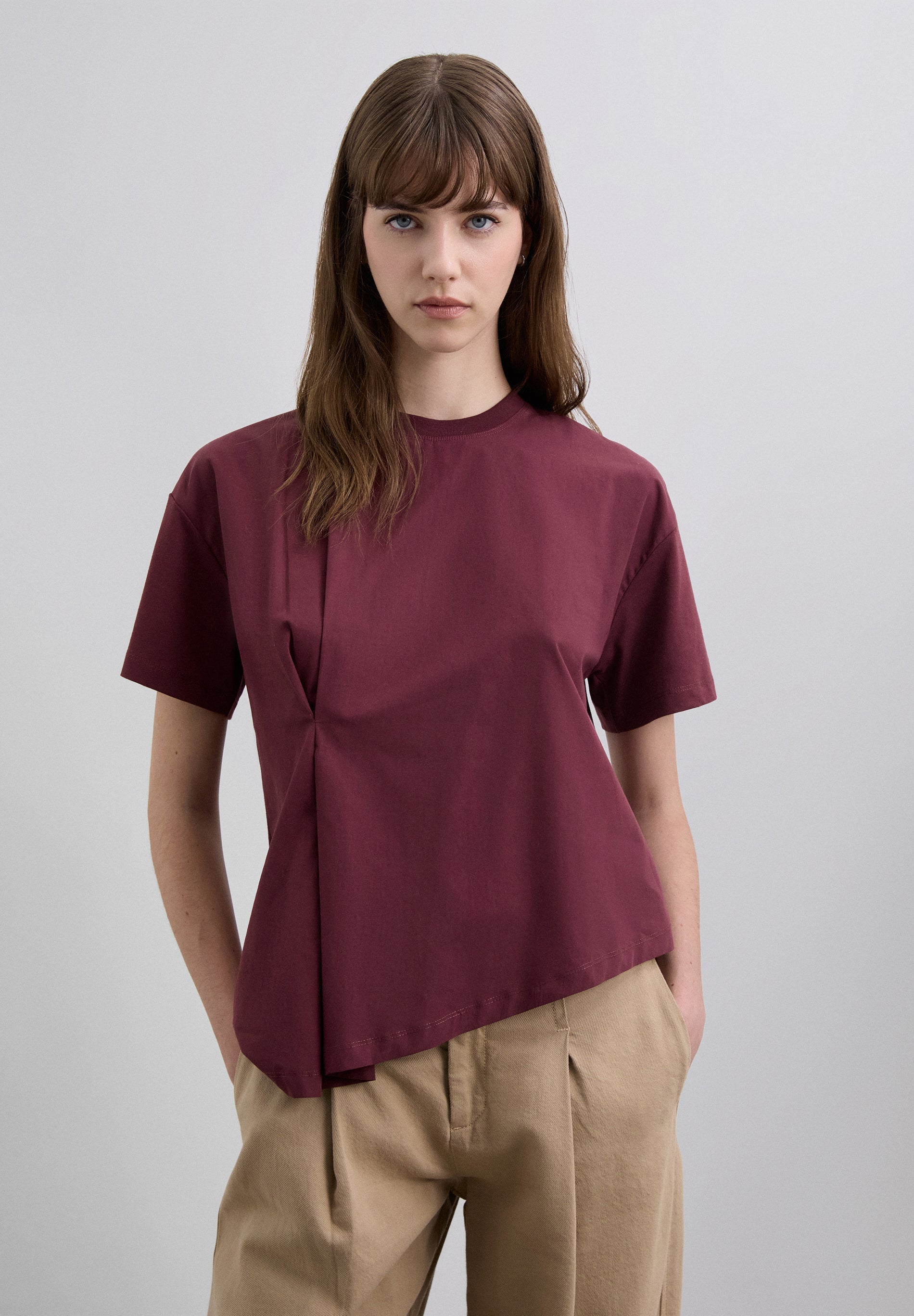 POLERA ASIMÉTRICA CUELLO REDONDO