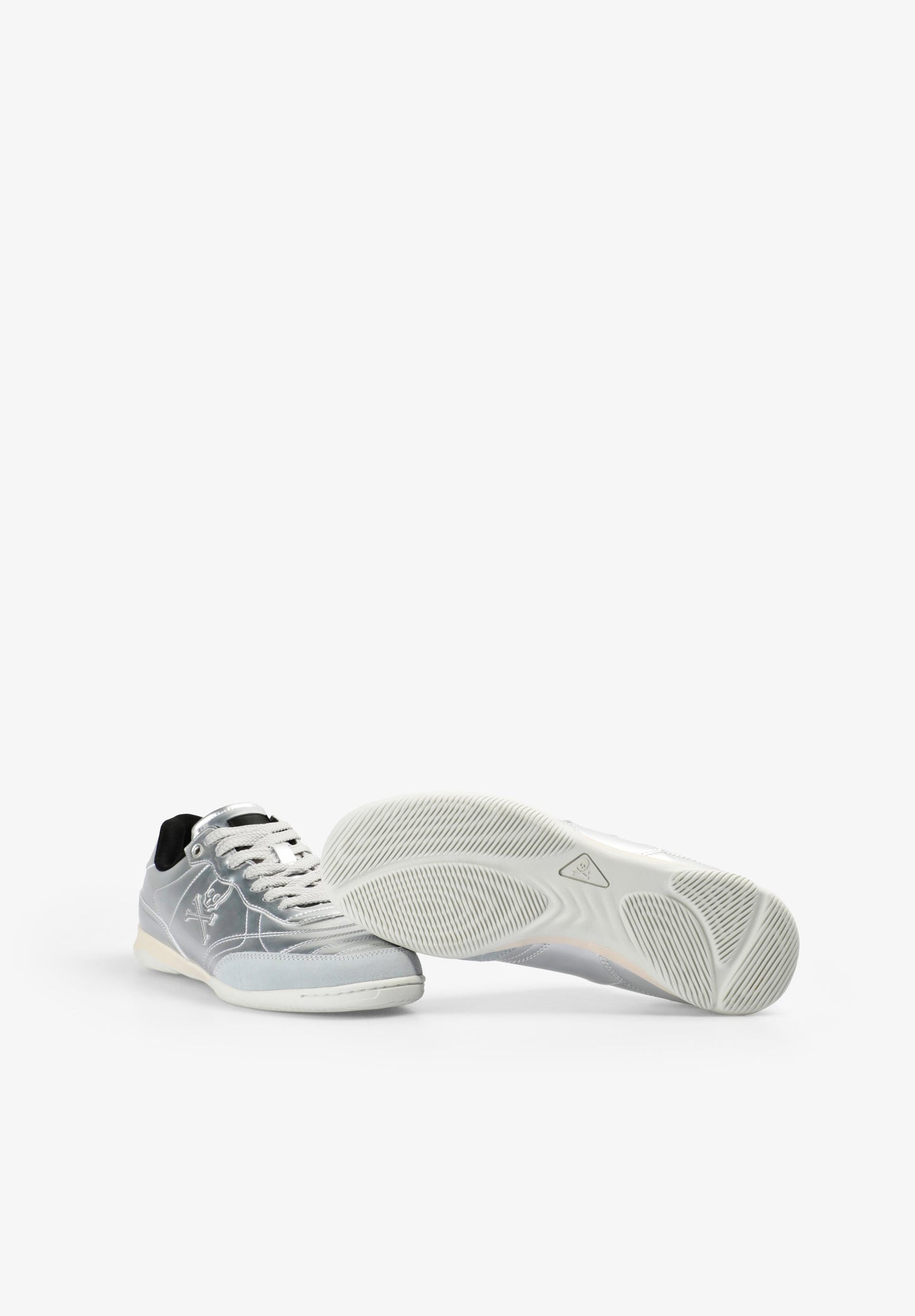 ZAPATILLAS DEPORTIVAS METALIZADAS
