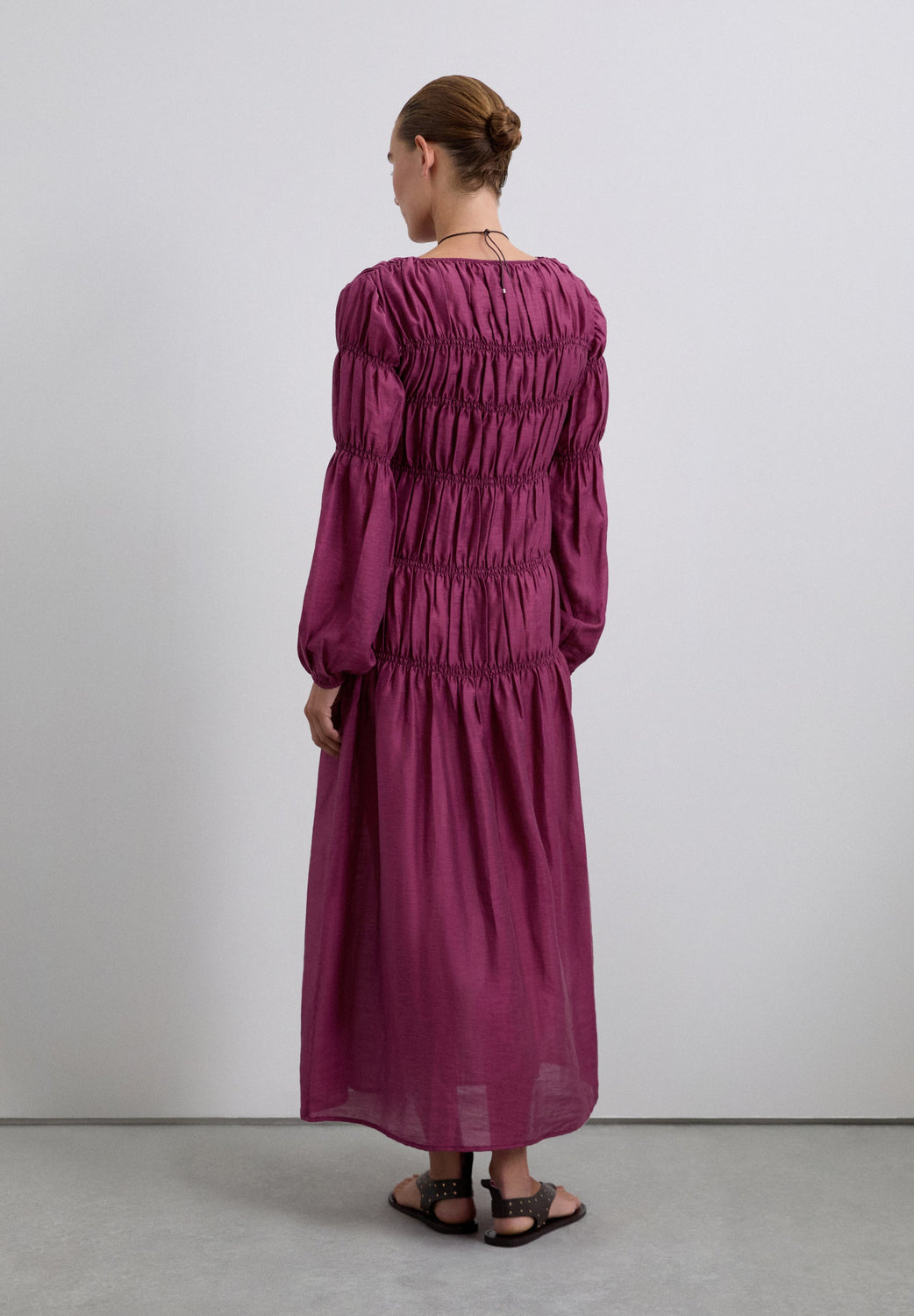 VESTIDO SMOCK MANGA ABULLONADA - Scalpers
