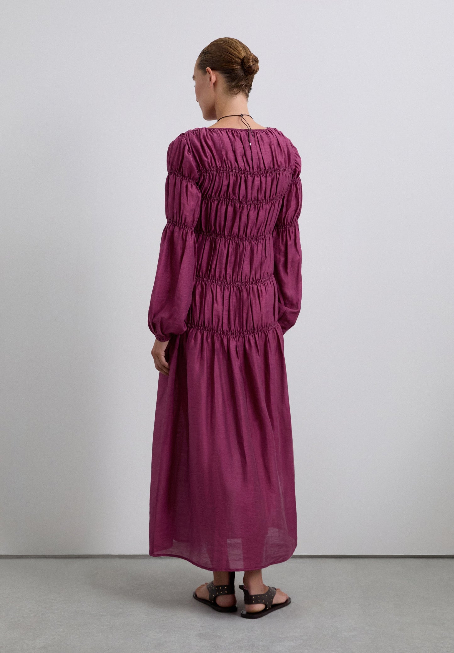 VESTIDO SMOCK MANGA ABULLONADA - Scalpers