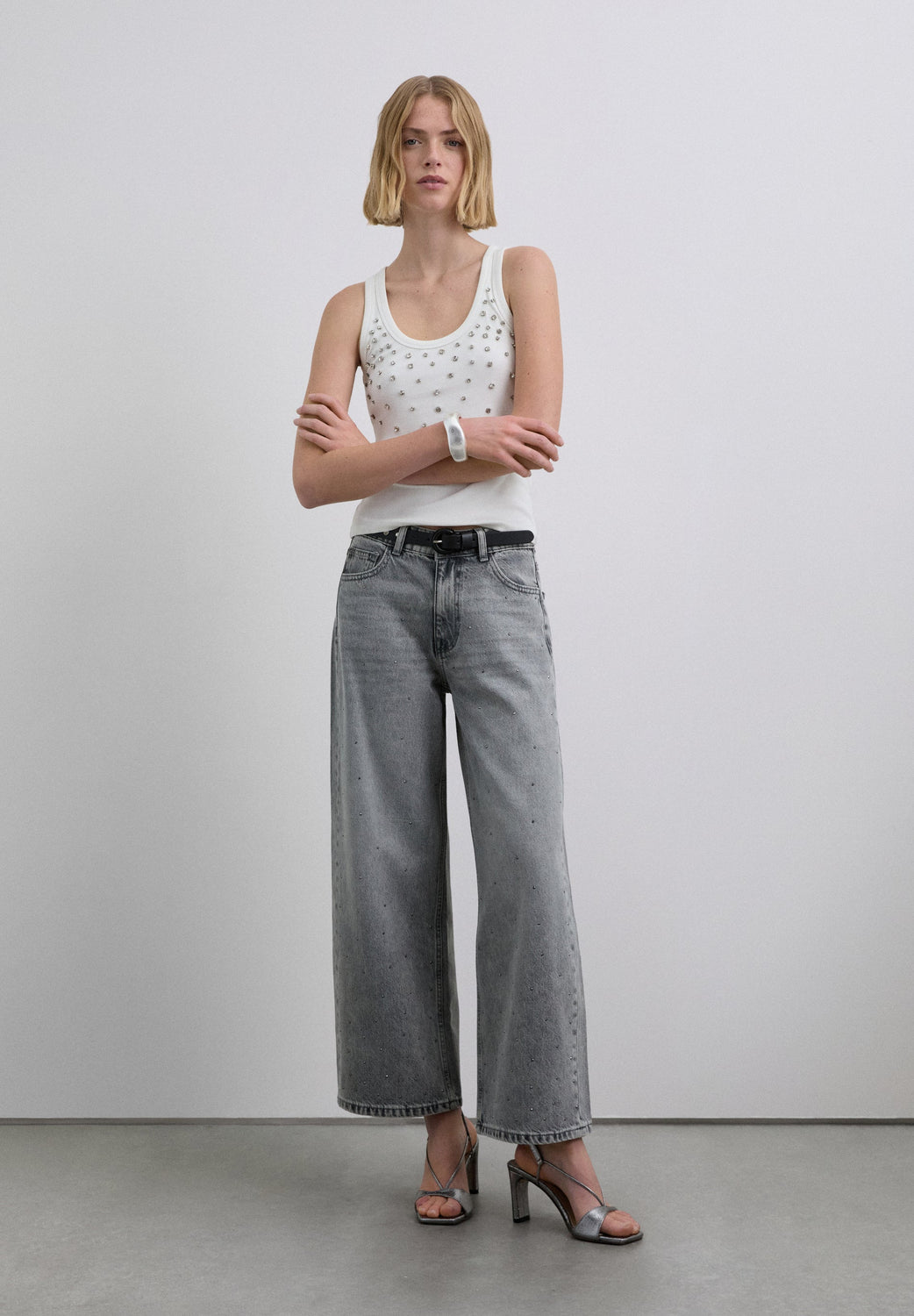 JEANS RECTOS TACHUELAS - Scalpers