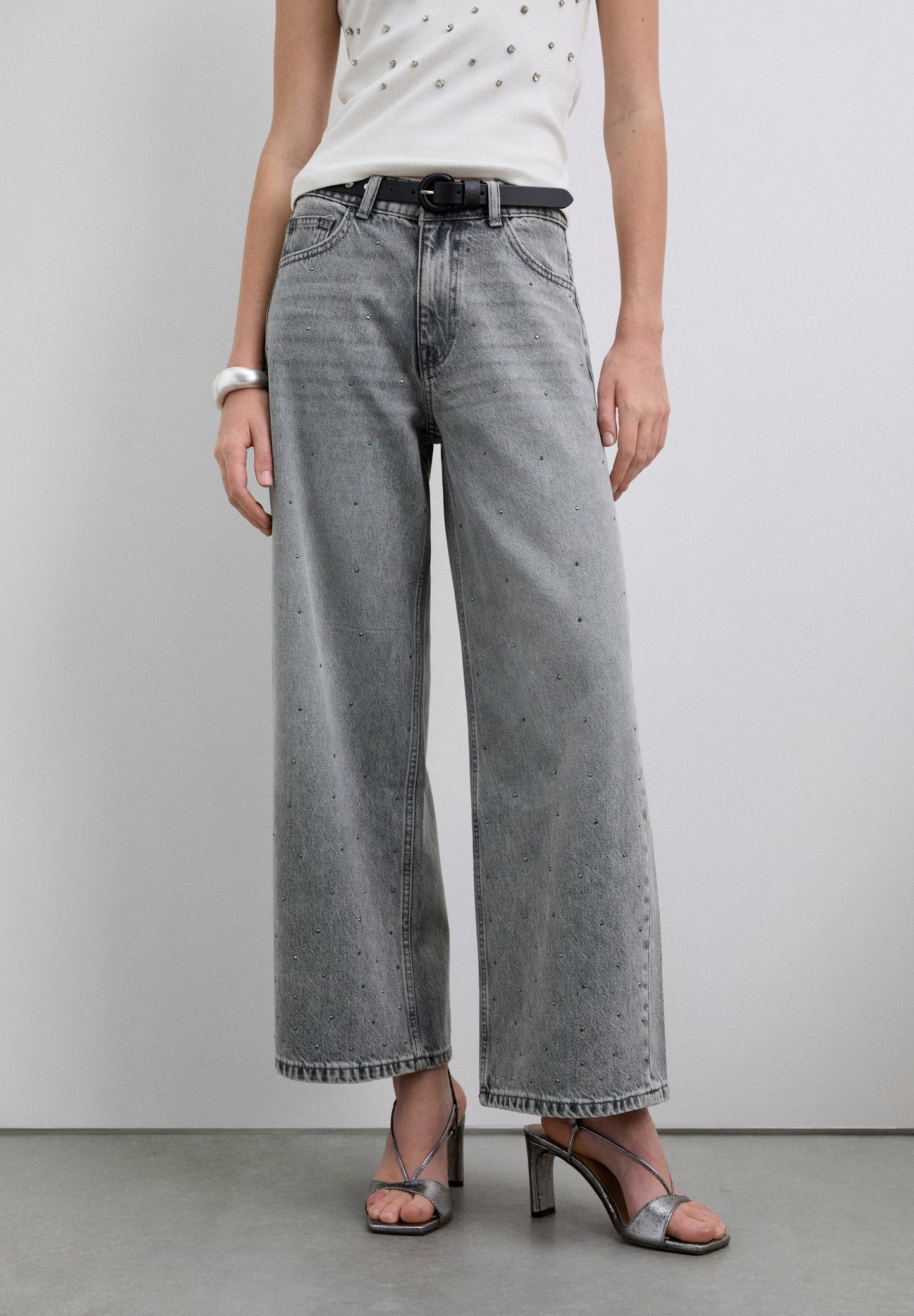 JEANS RECTOS TACHUELAS - Scalpers