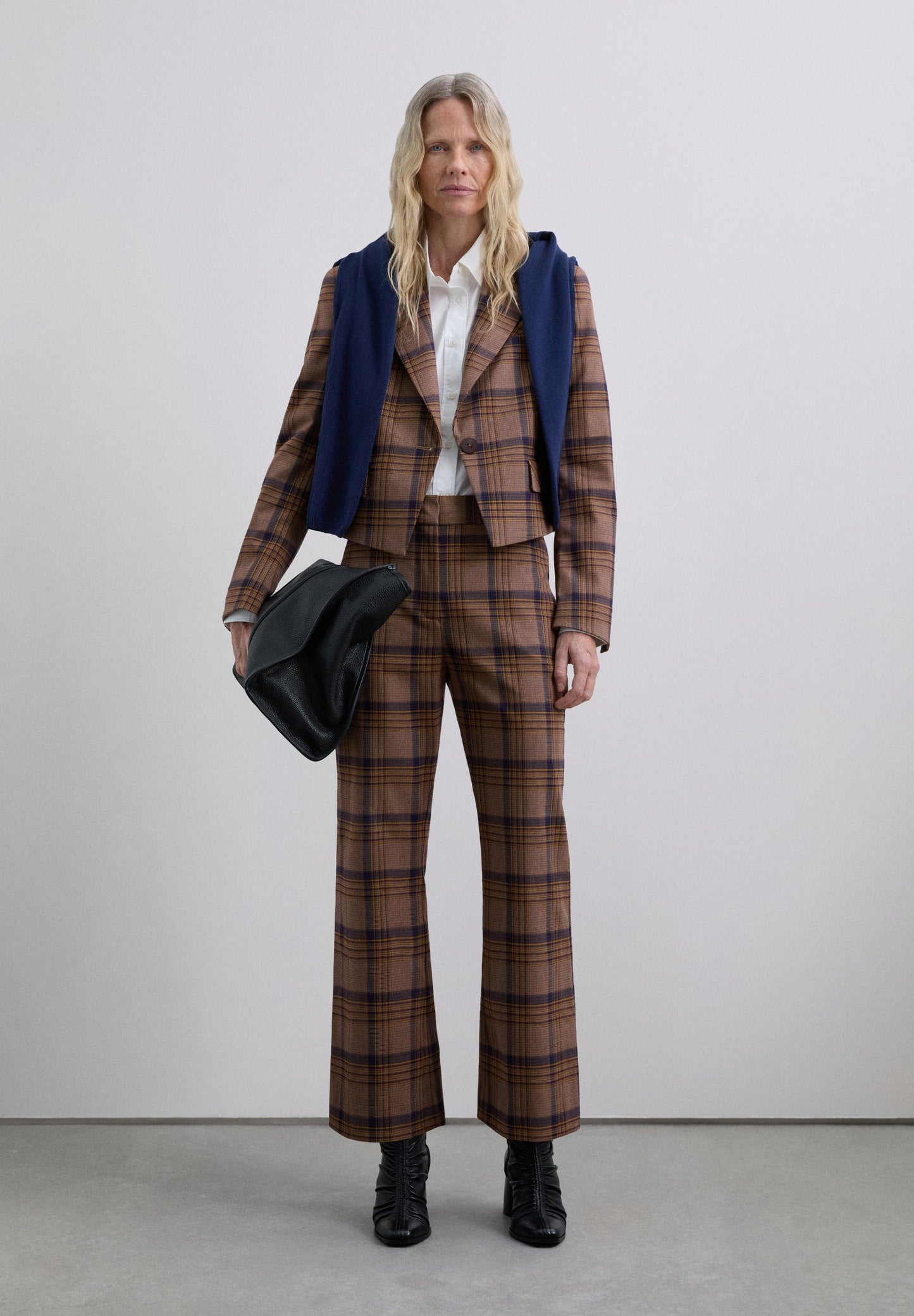 BLAZER CROPPED CUADROS - Scalpers