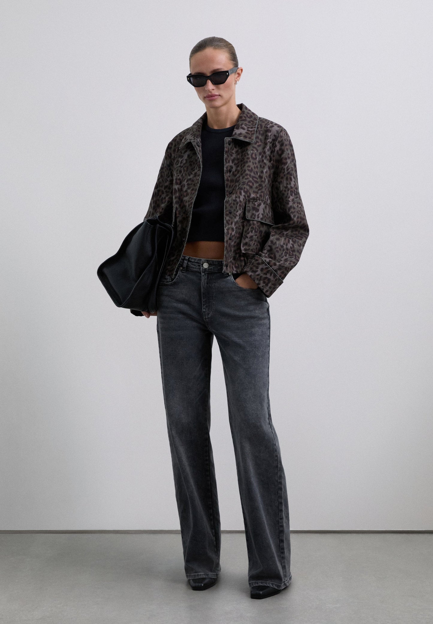 CHAQUETA ANIMAL PRINT STUDS - Scalpers