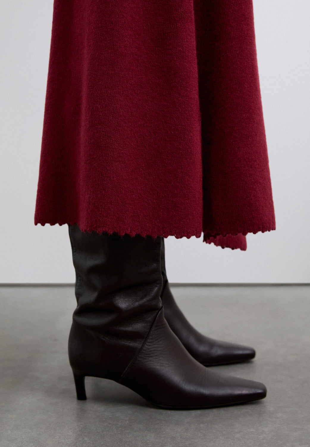 FALDA ASIMÉTRICA ACABADO ESPECIAL - Scalpers