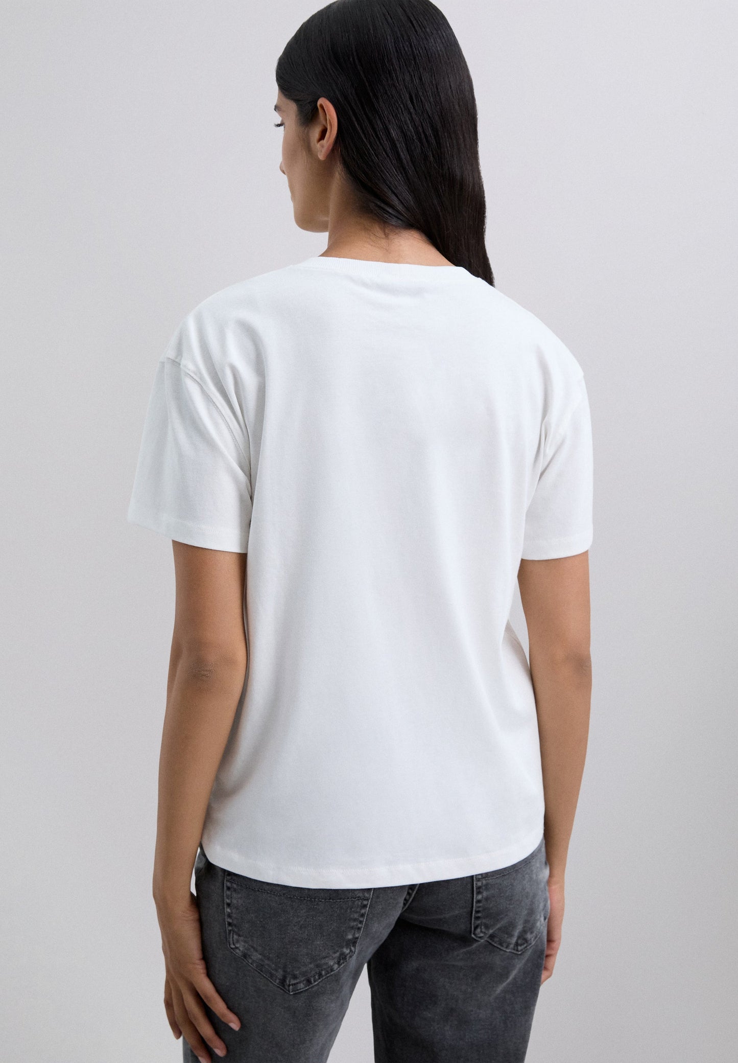 POLERA LOGO CALAVERA PRINT