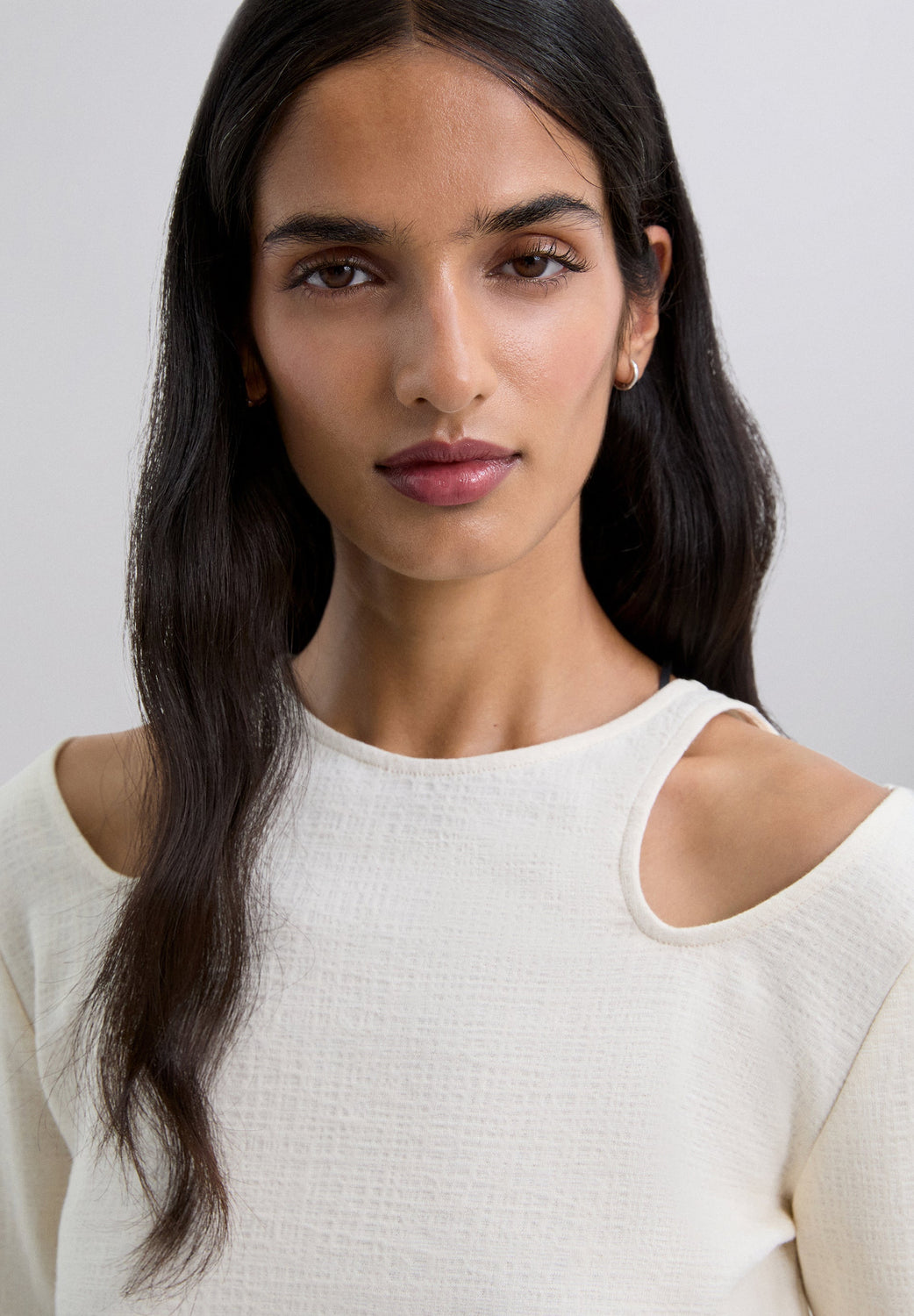 CAMISETA MANGA LARGA ASIMÉTRICA - Scalpers