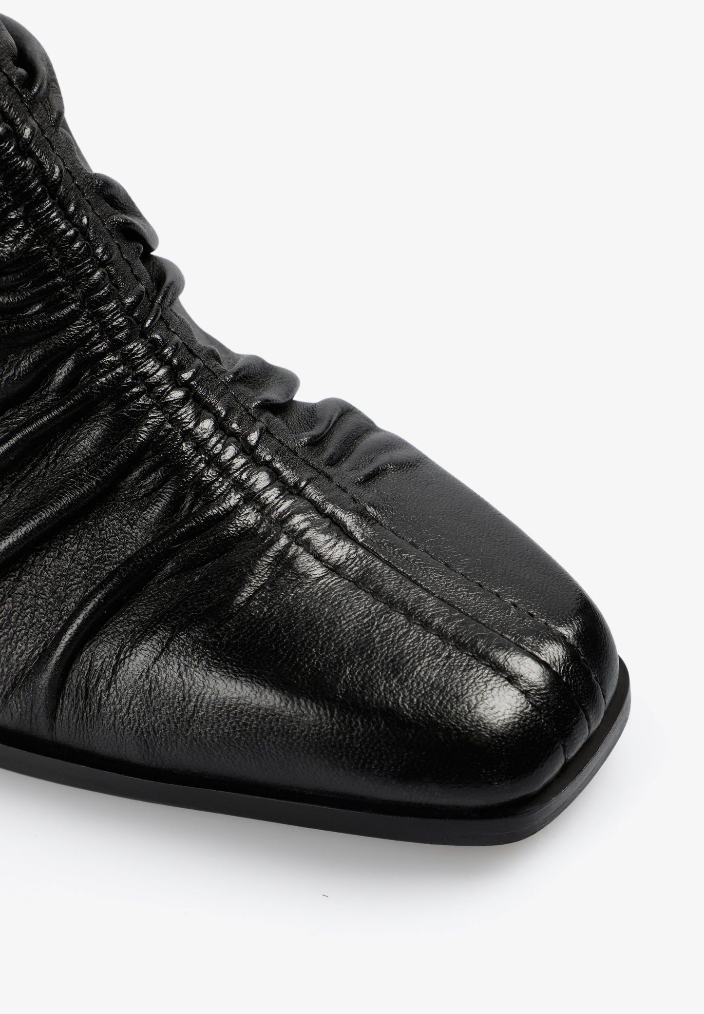 BOTA PIEL FRUNCIDO - Scalpers