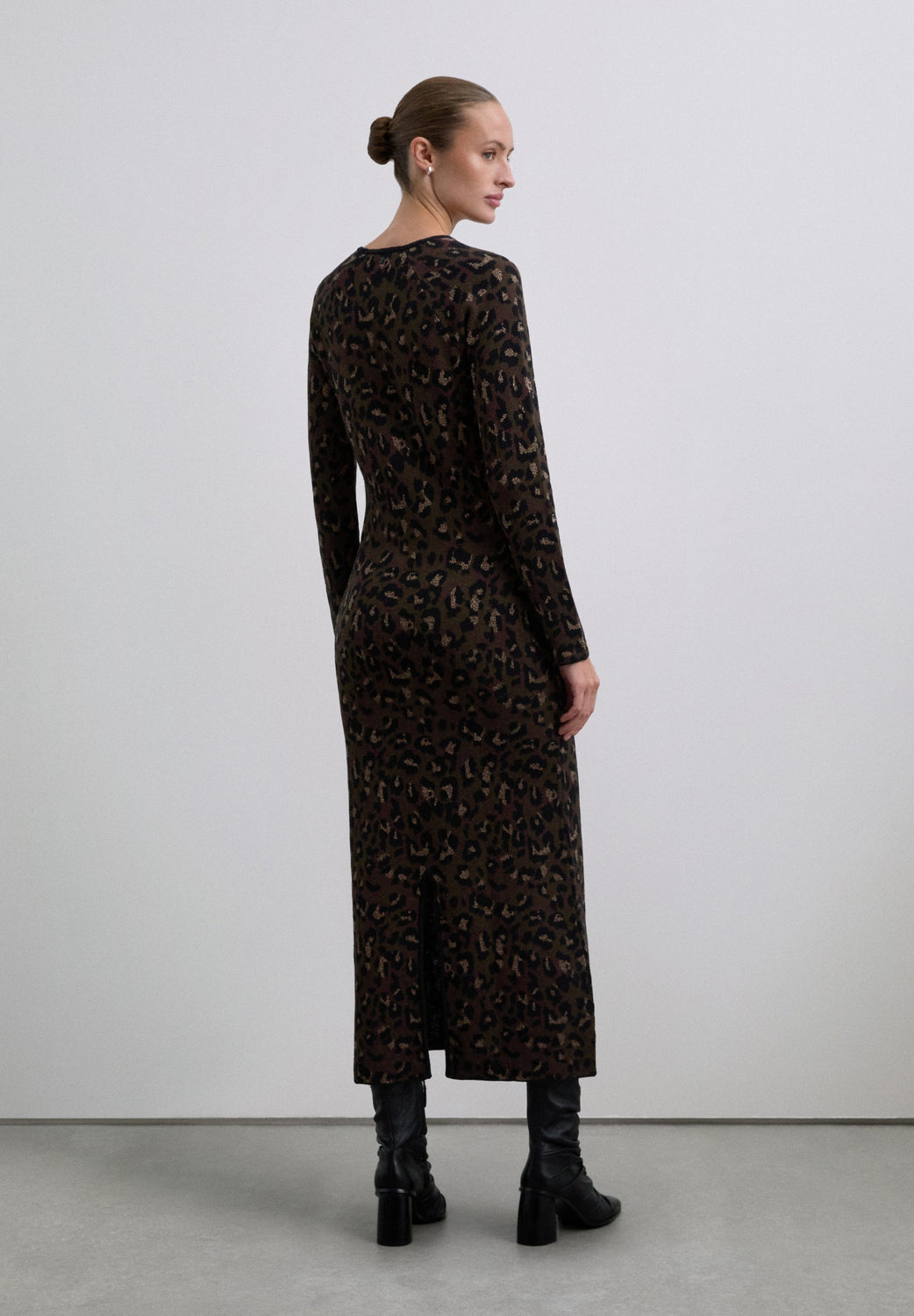 VESTIDO MIDI PUNTO JACQUARD - Scalpers