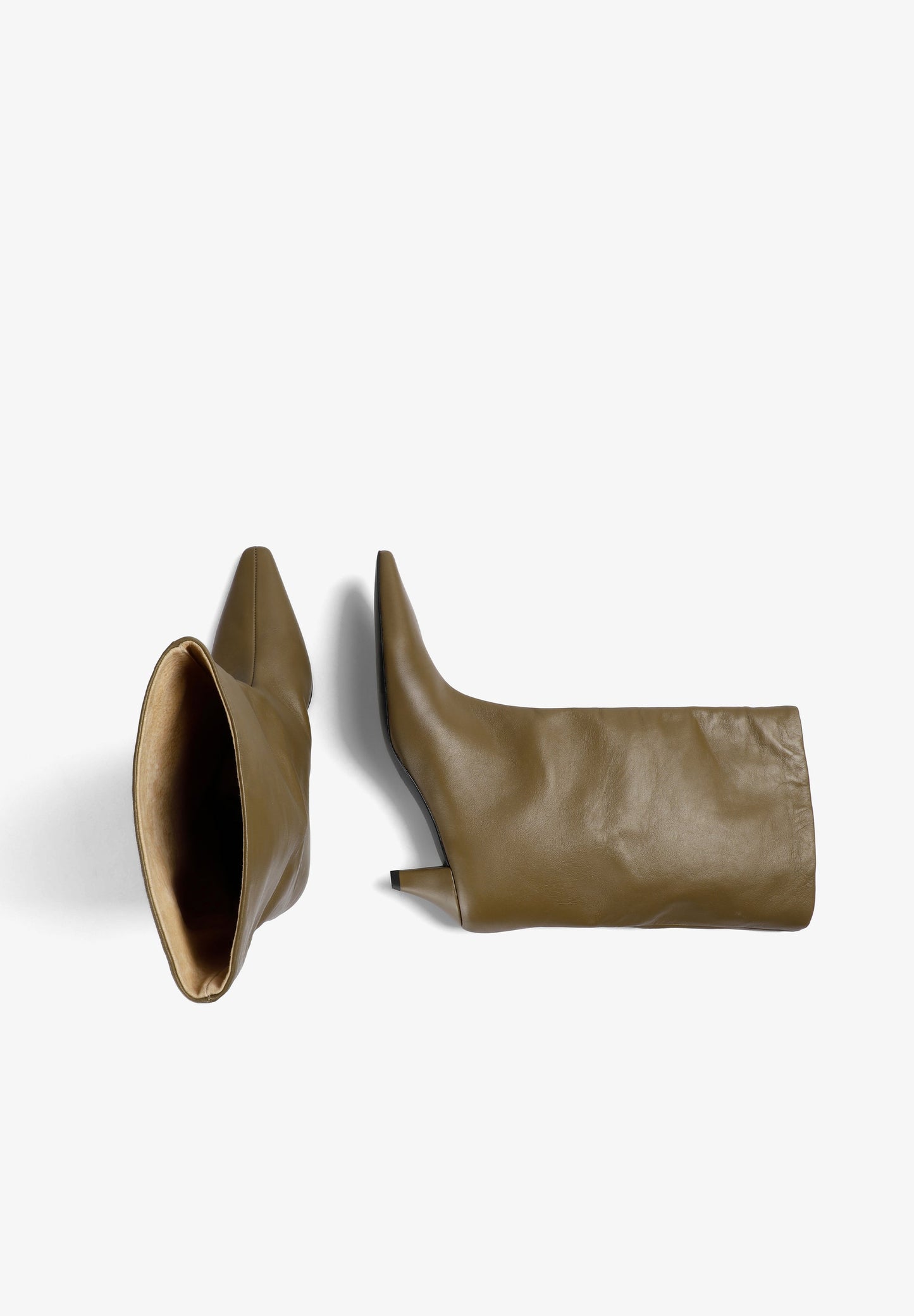 BOTA PIEL FRUNCIDO PUNTA