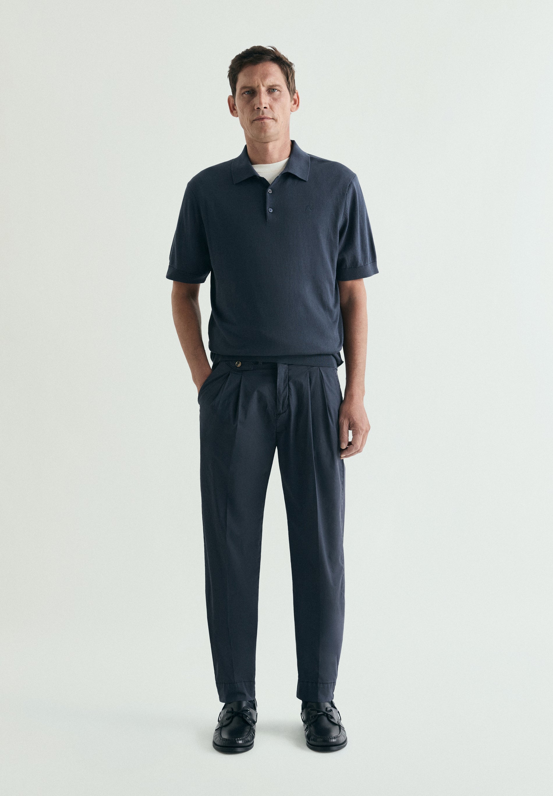 PANTALÓN PINZAS FRONTALES