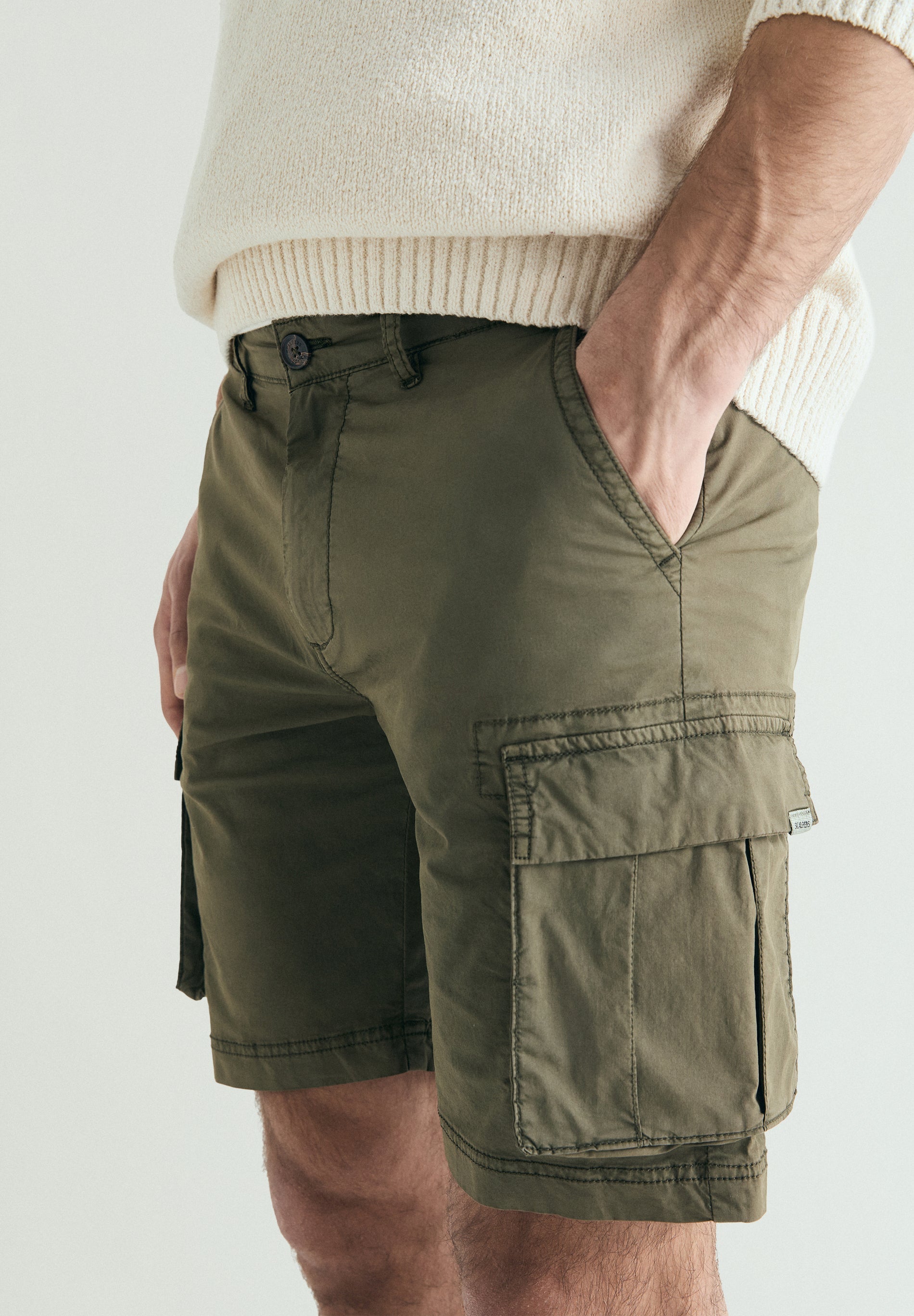 BERMUDAS CARGO