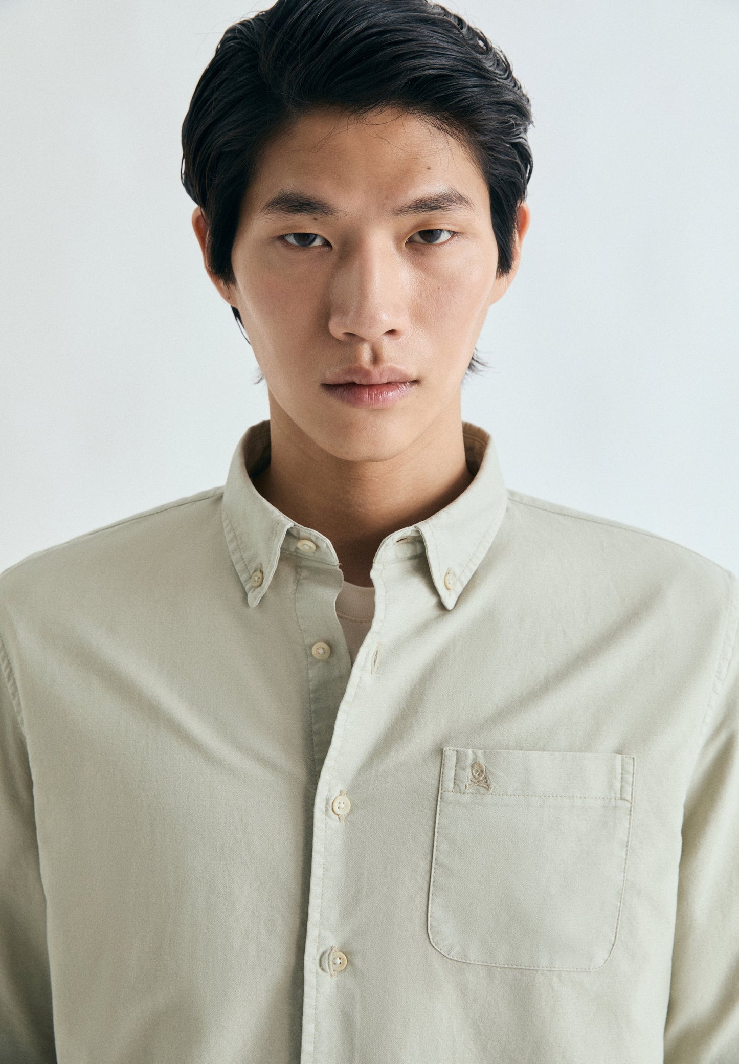 CAMISA OXFORD BORDADO TONO