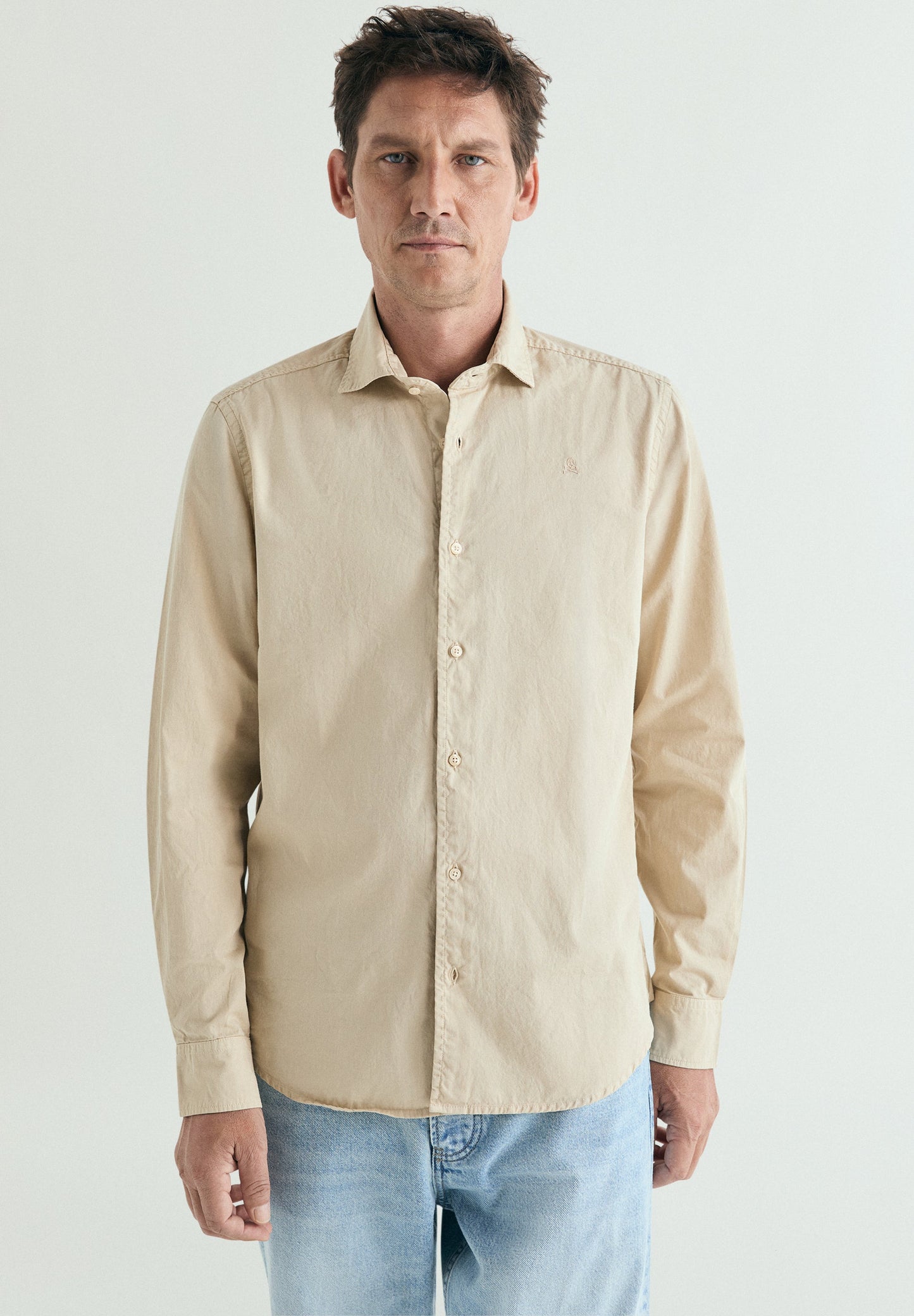 CAMISA REGULAR FIT BORDADA