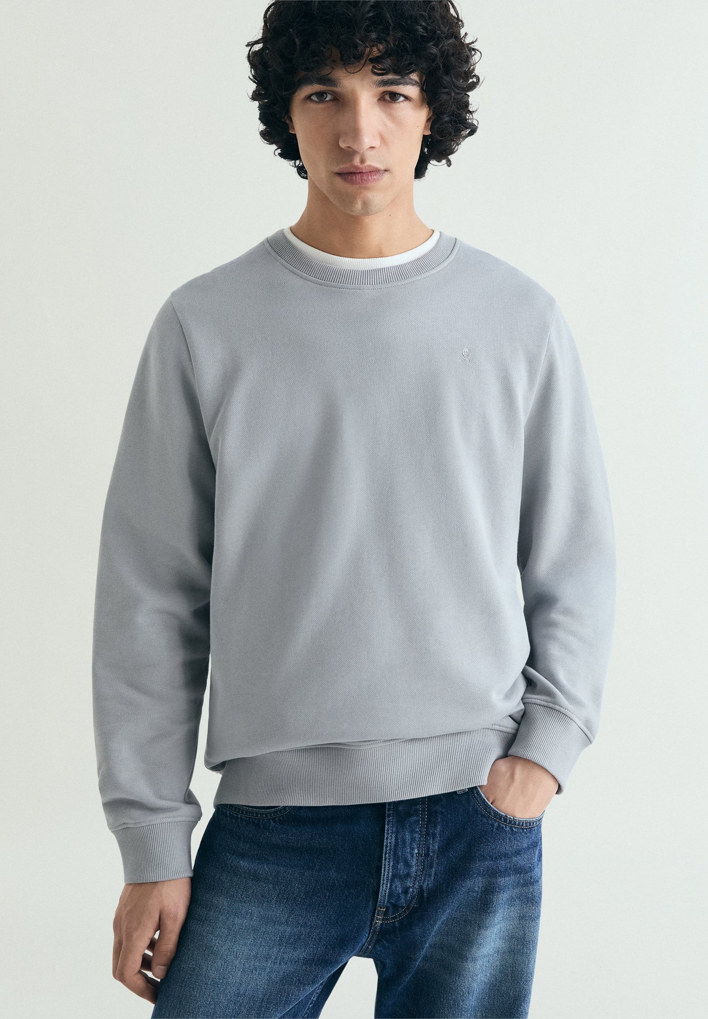 SUDADERA BORDADA WASHED