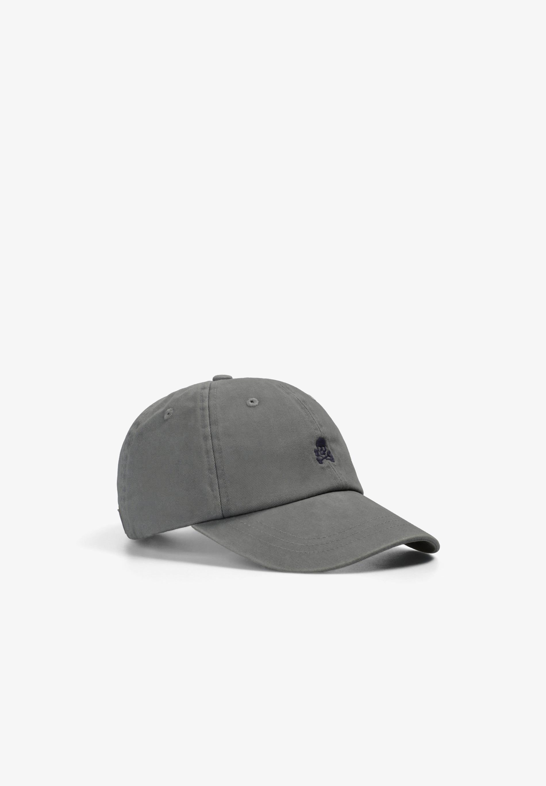 GORRA CALAVERA BORDADA