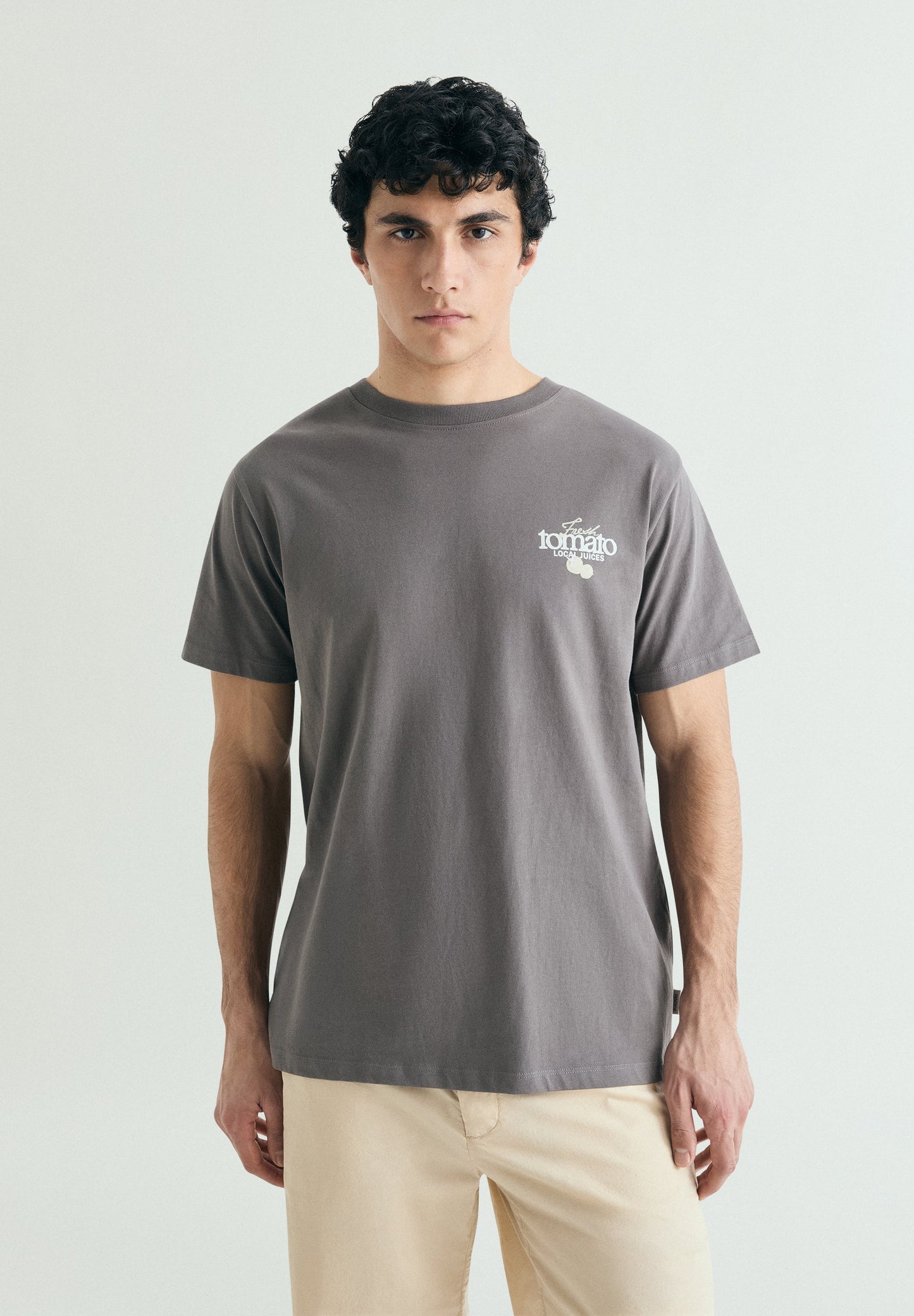 CAMISETA ESTAMPADO A CONTRASTE