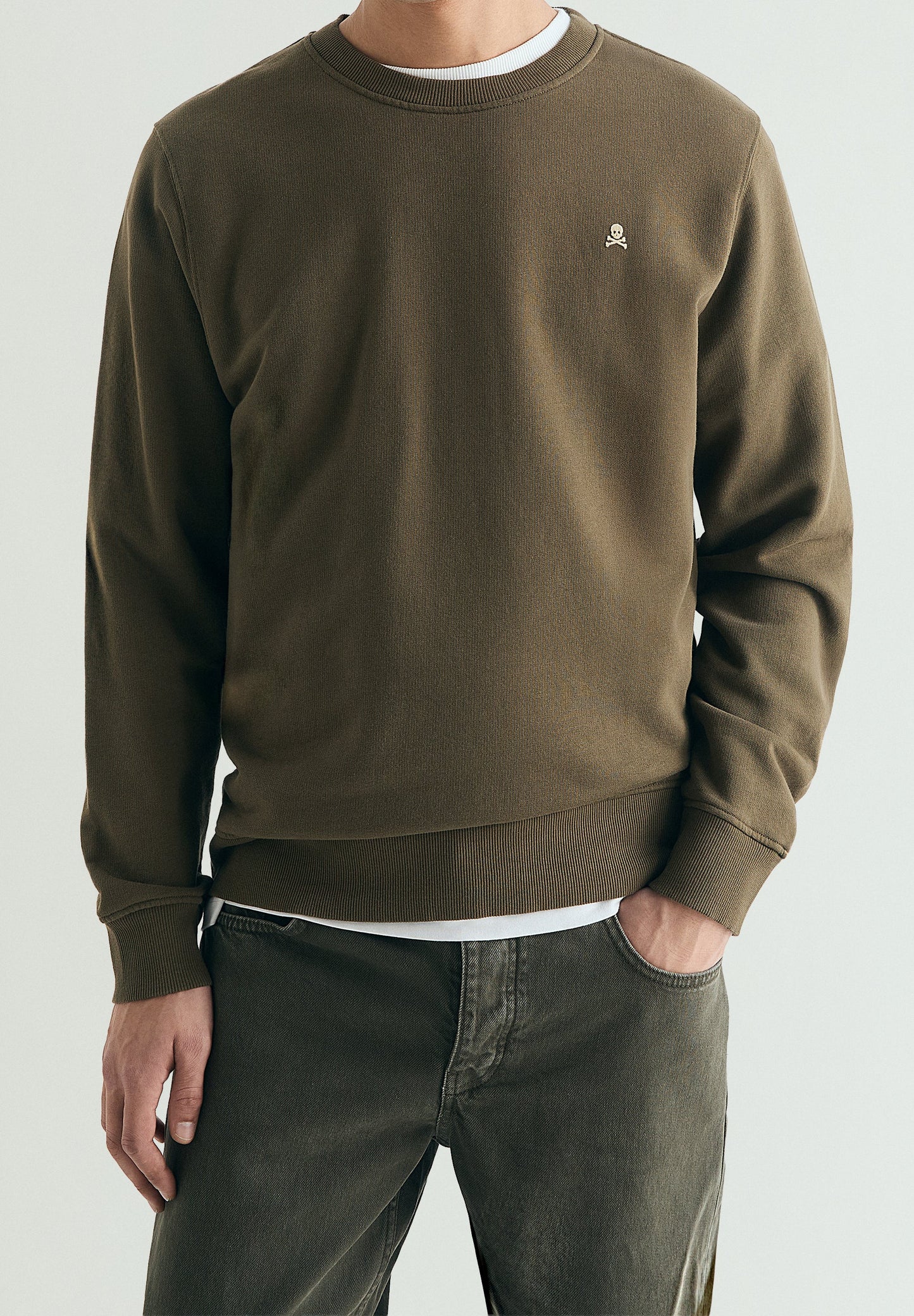 SUDADERA BÁSICA PRINT TRASERO