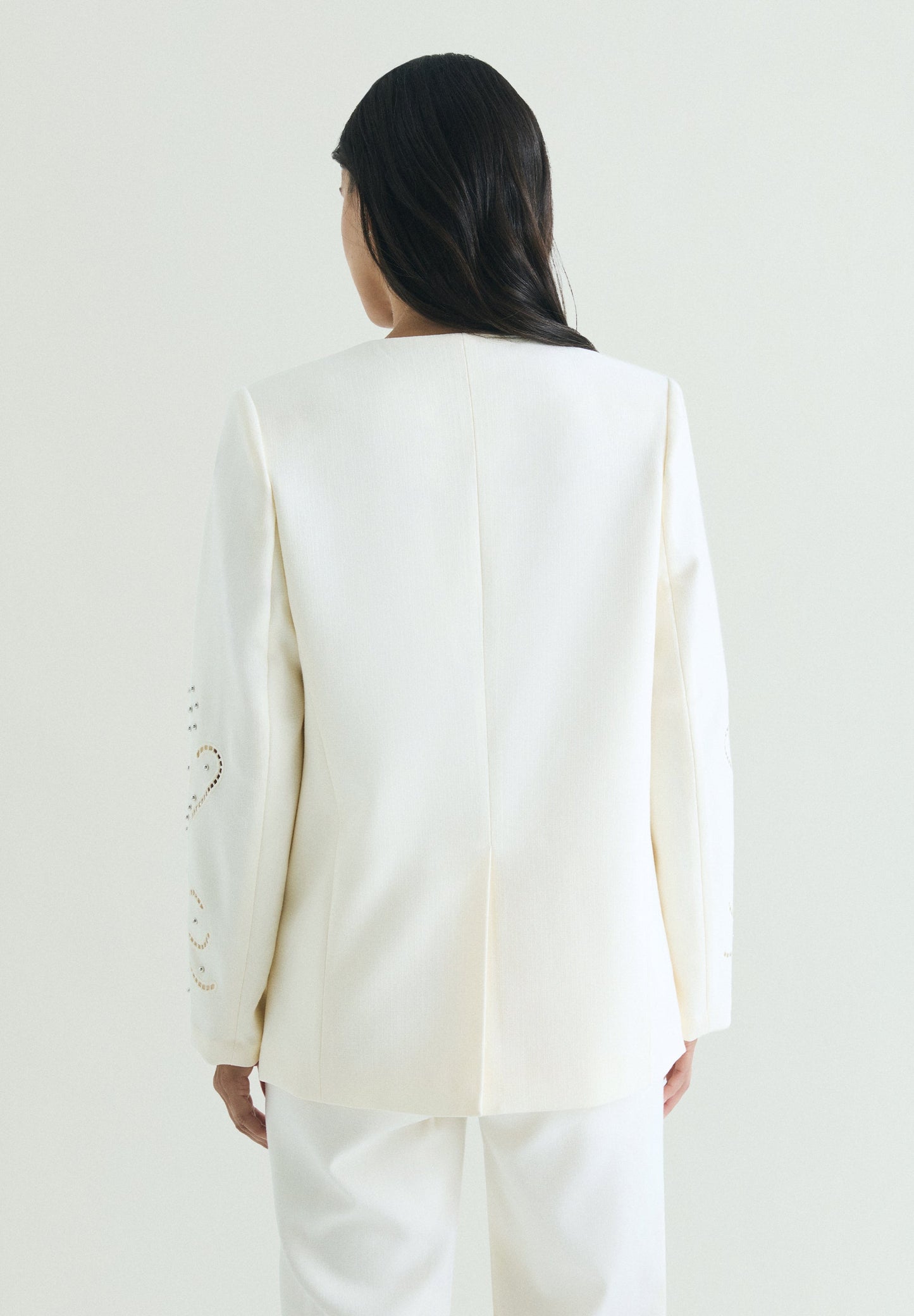 BLAZER DETALLES PERFORADA