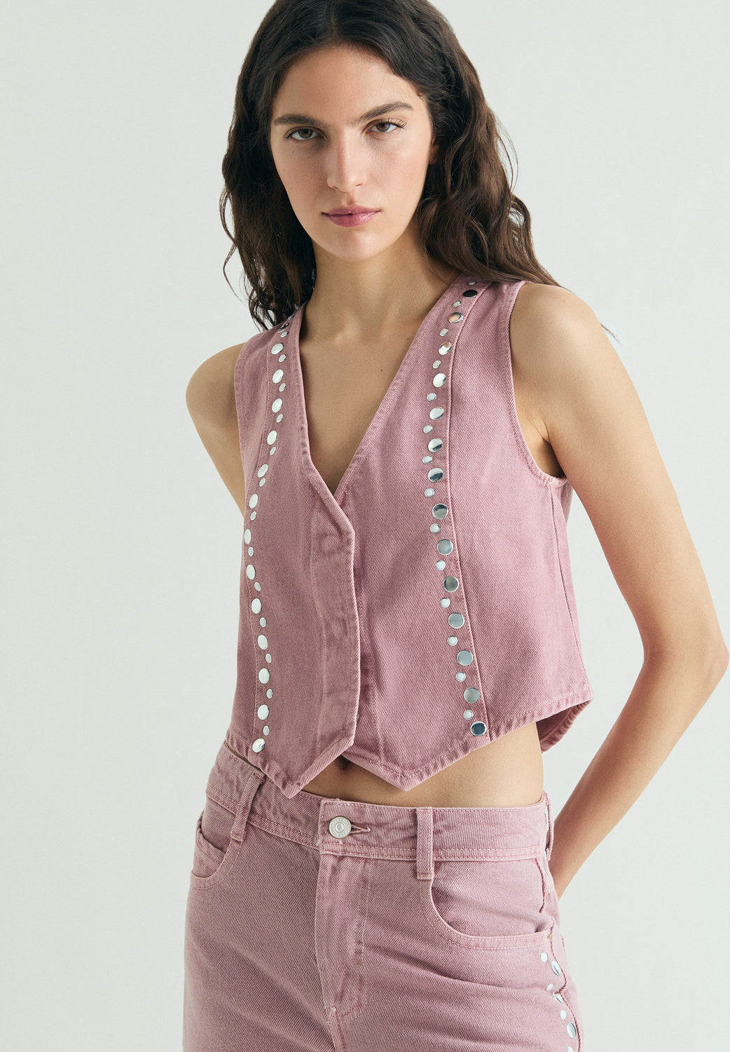 CHALECO DENIM STUDS - Scalpers