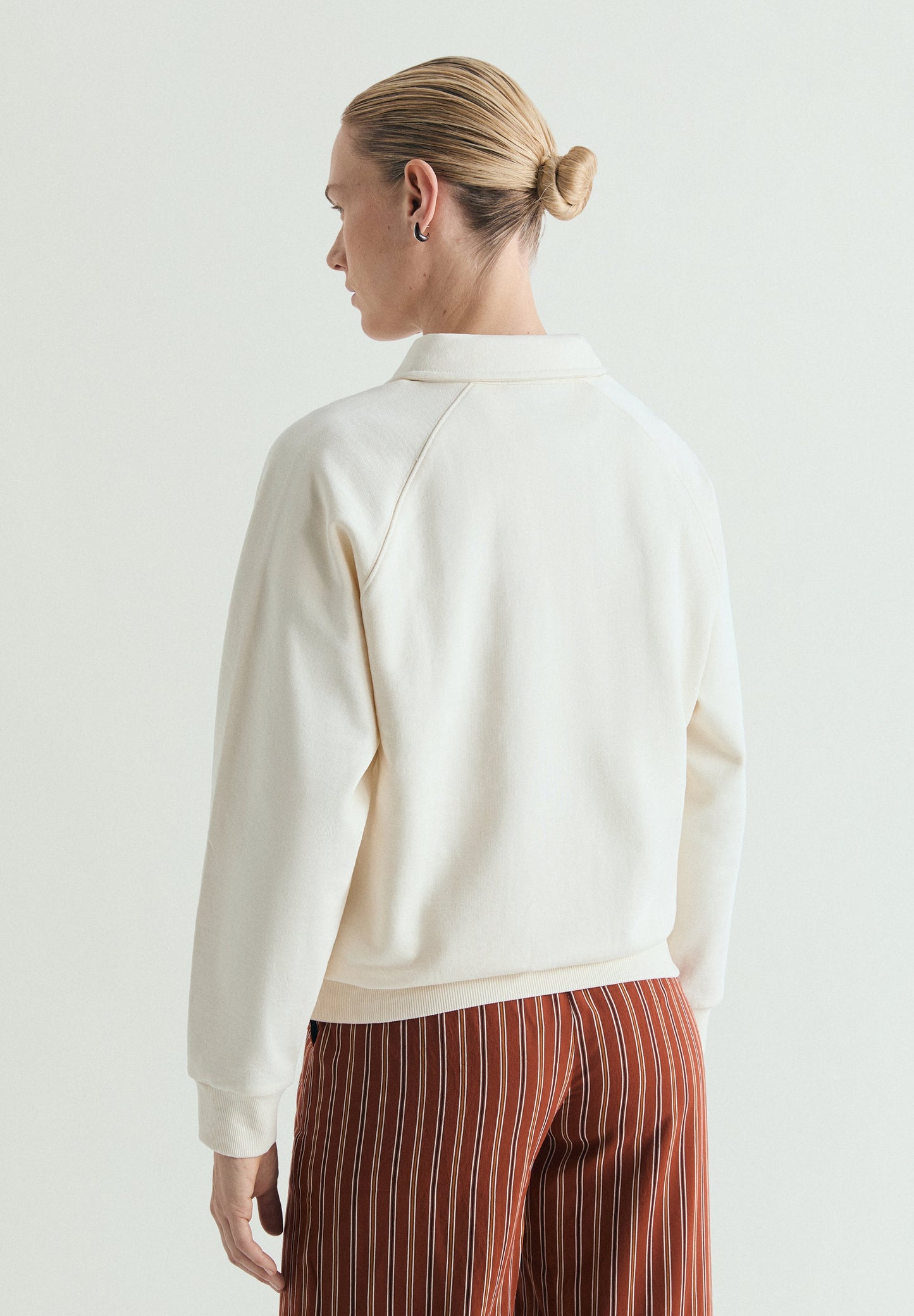 SUDADERA ESTILO POLO