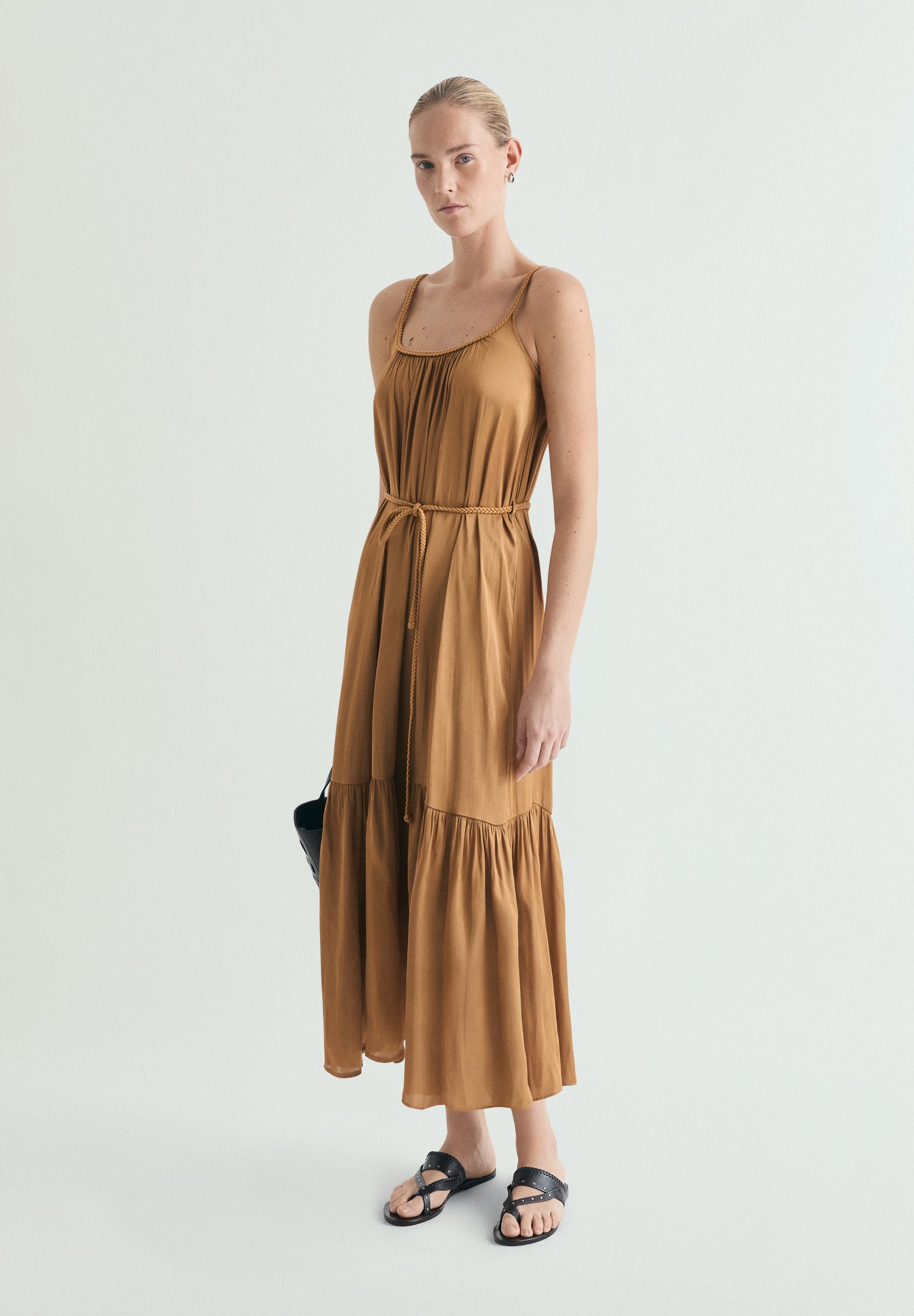 VESTIDO CINTURILLA TRENZADA