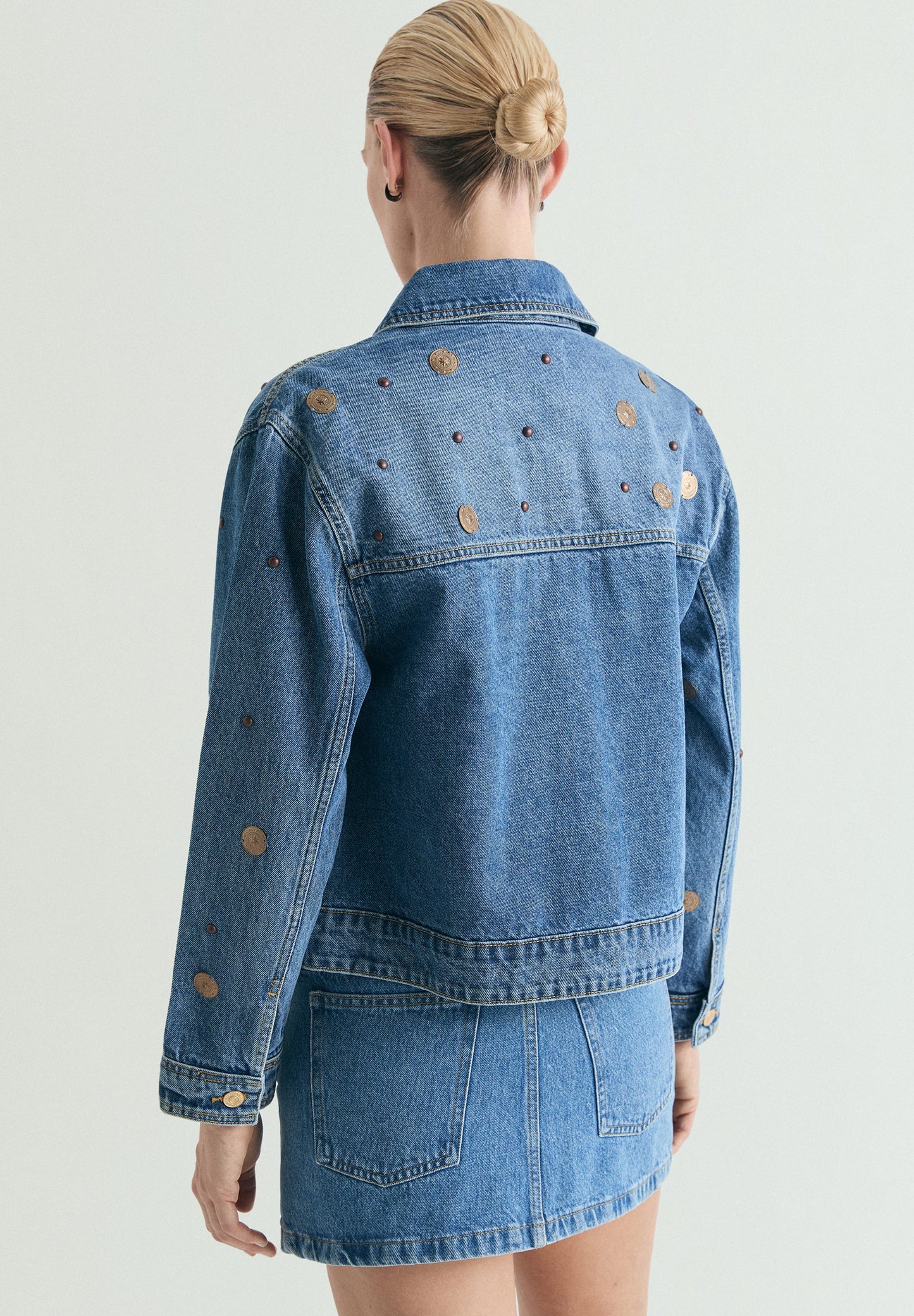 CHAQUETA VAQUERA TACHUELAS