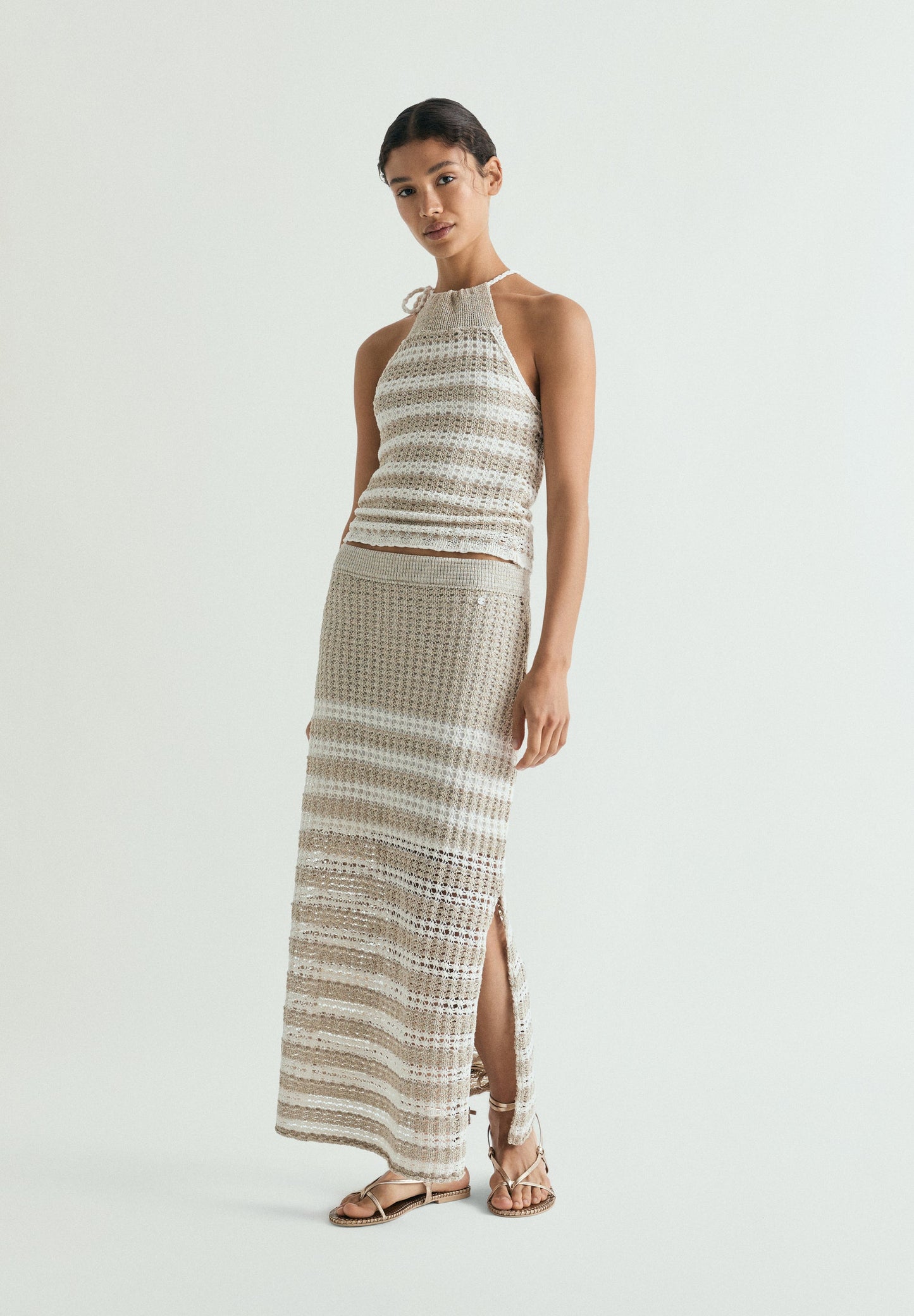 FALDA CROCHET ABERTURAS