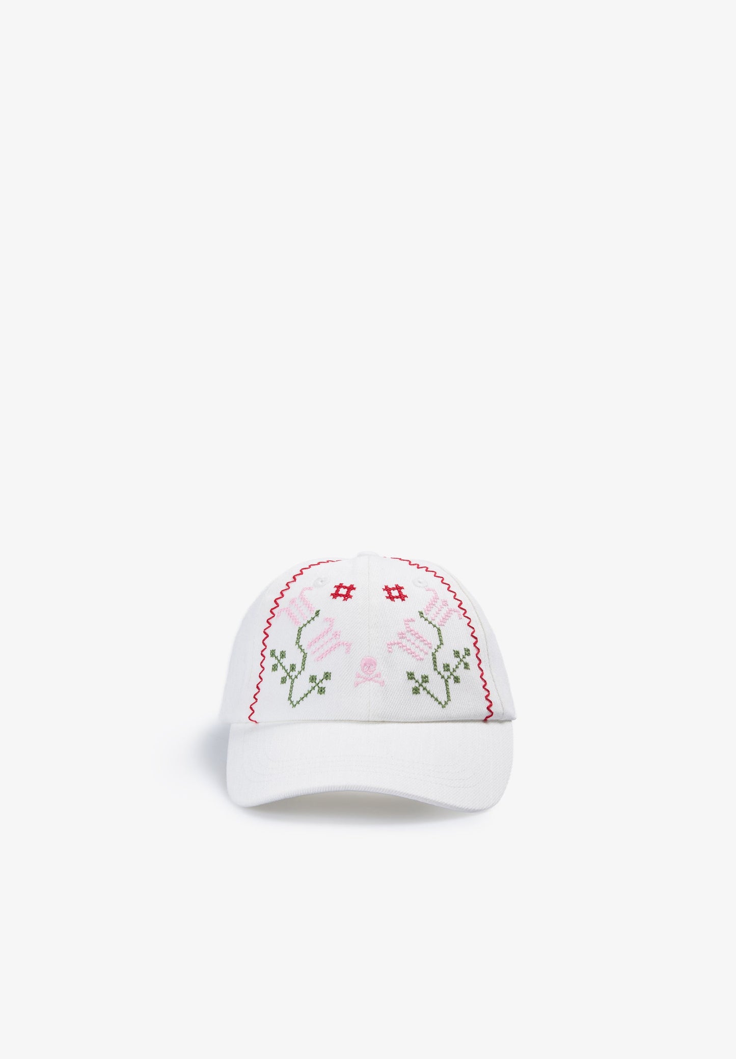 GORRA DETALLES BORDADOS