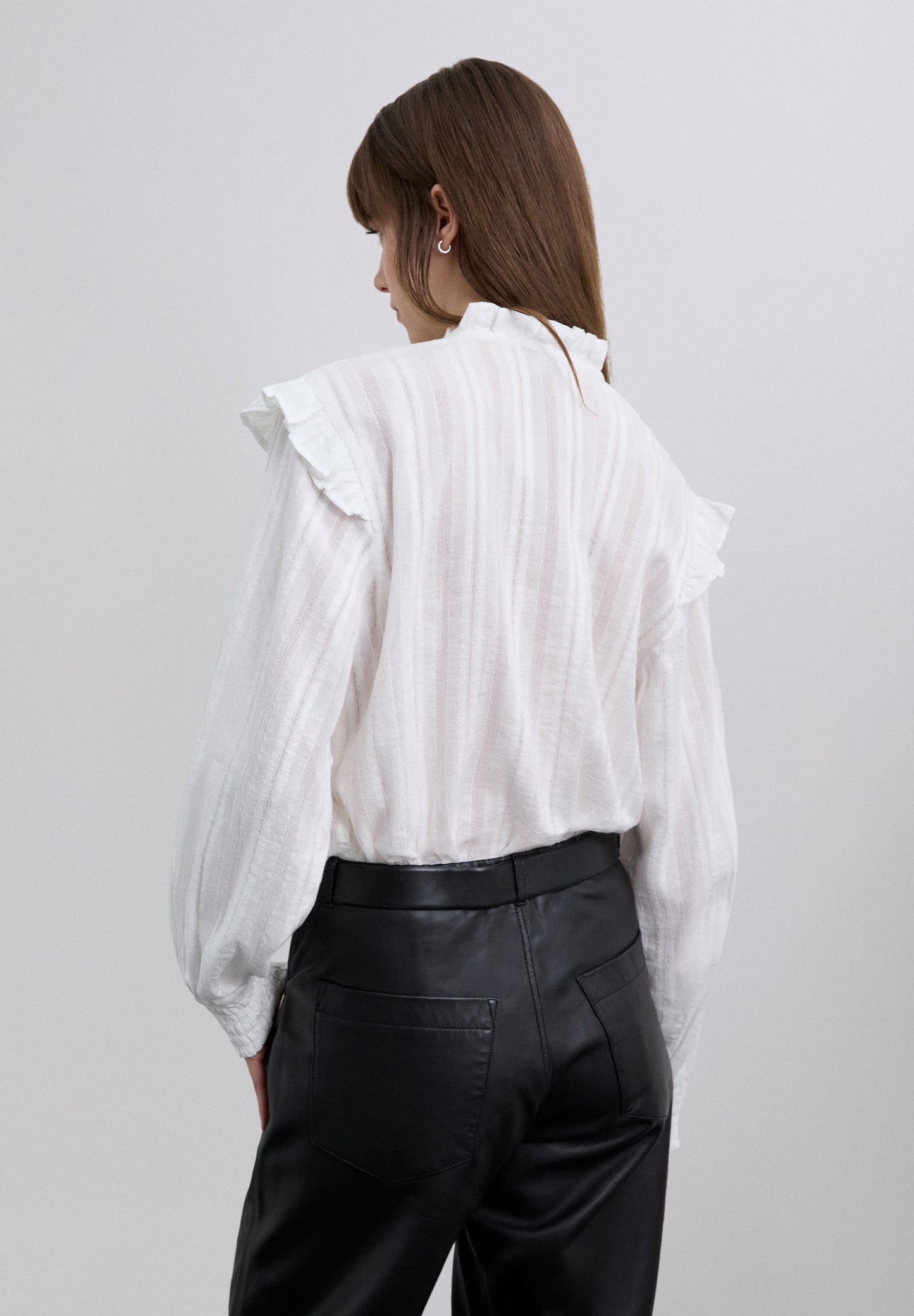 PANTALÓN PIEL RECTO TIRO ALTO