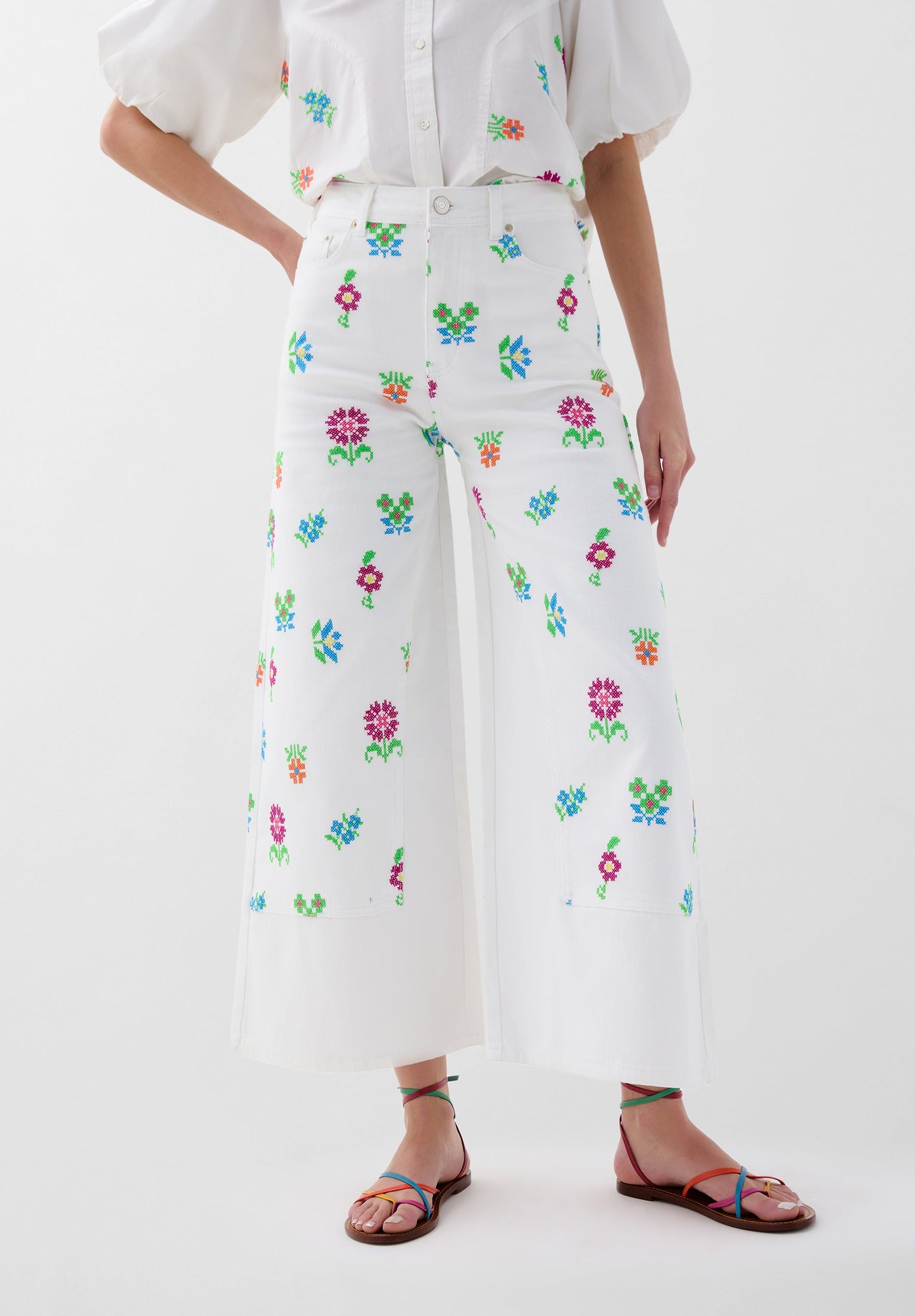 JEANS CULOTTE BORDADOS FLORES