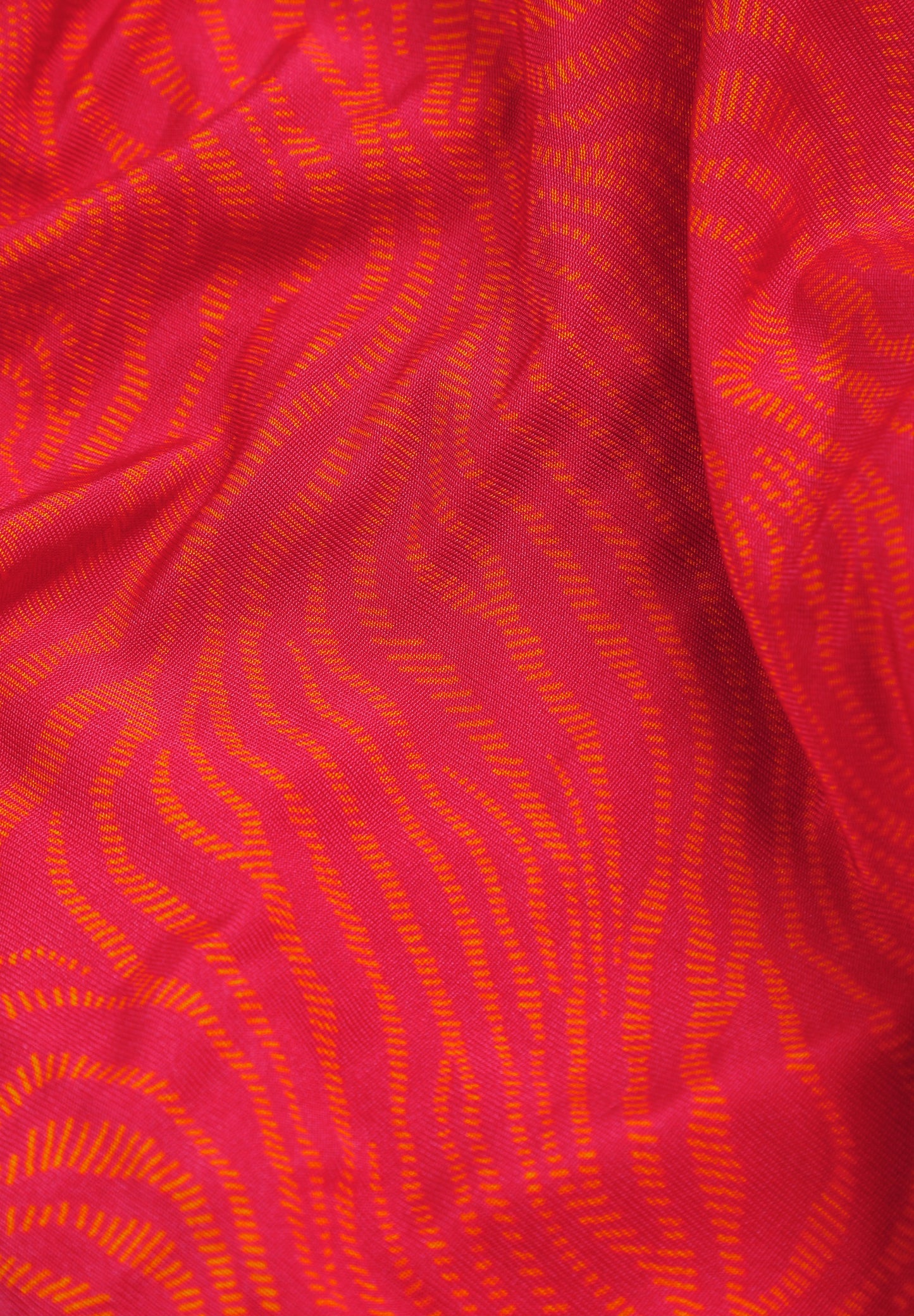 VESTIDO ABERTURAS DETALLE NUDO