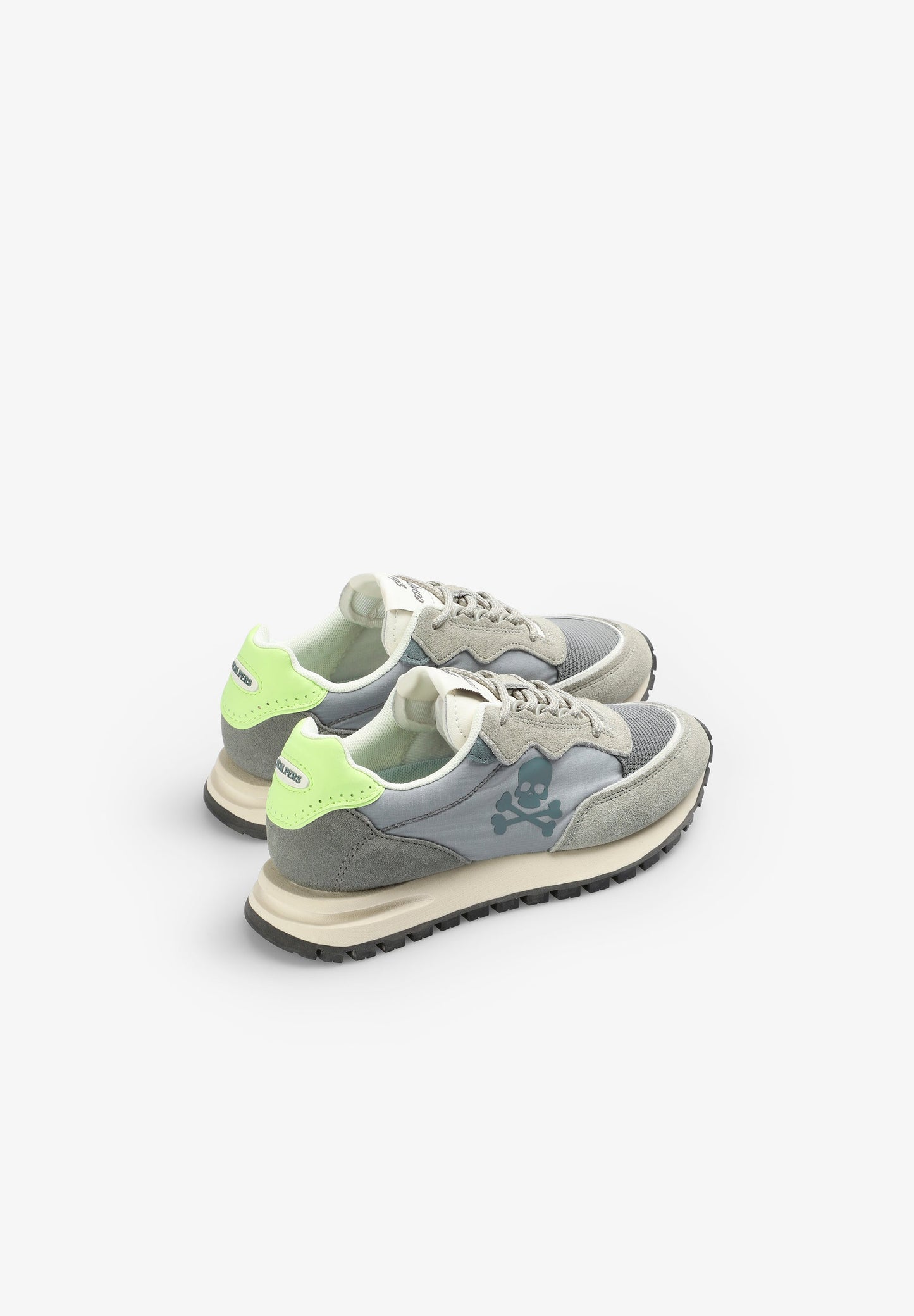 SNEAKERS LIGERAS CALAVERA CONTRASTE