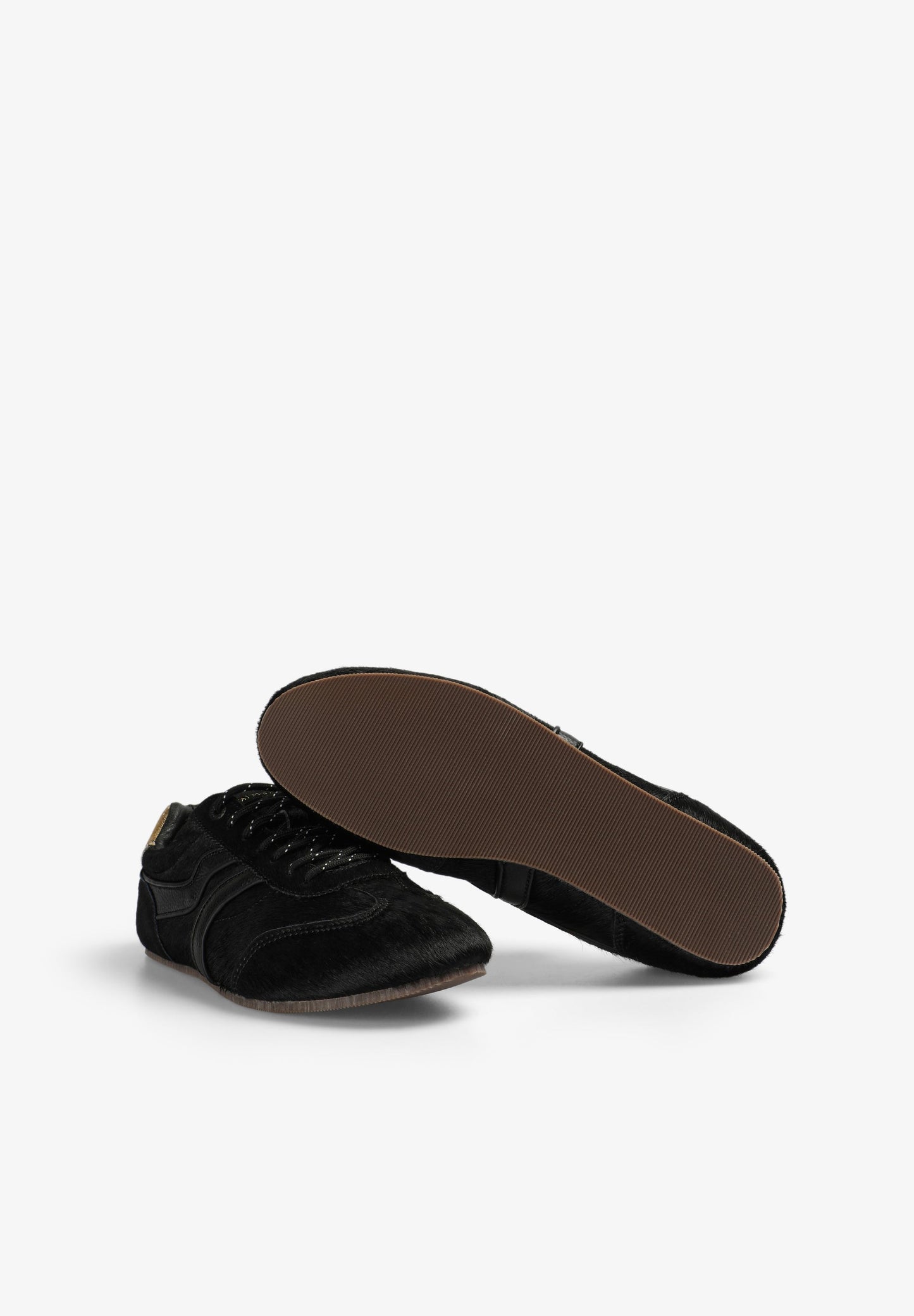 SNEAKERS PELO