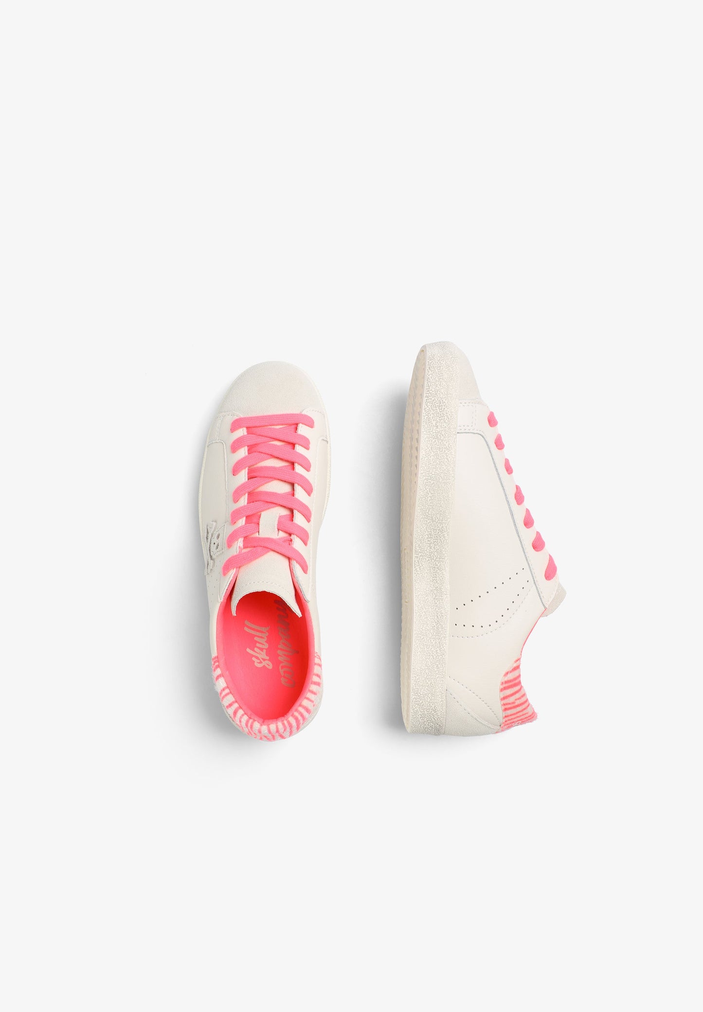 PINK SNEAKERS DETALLE