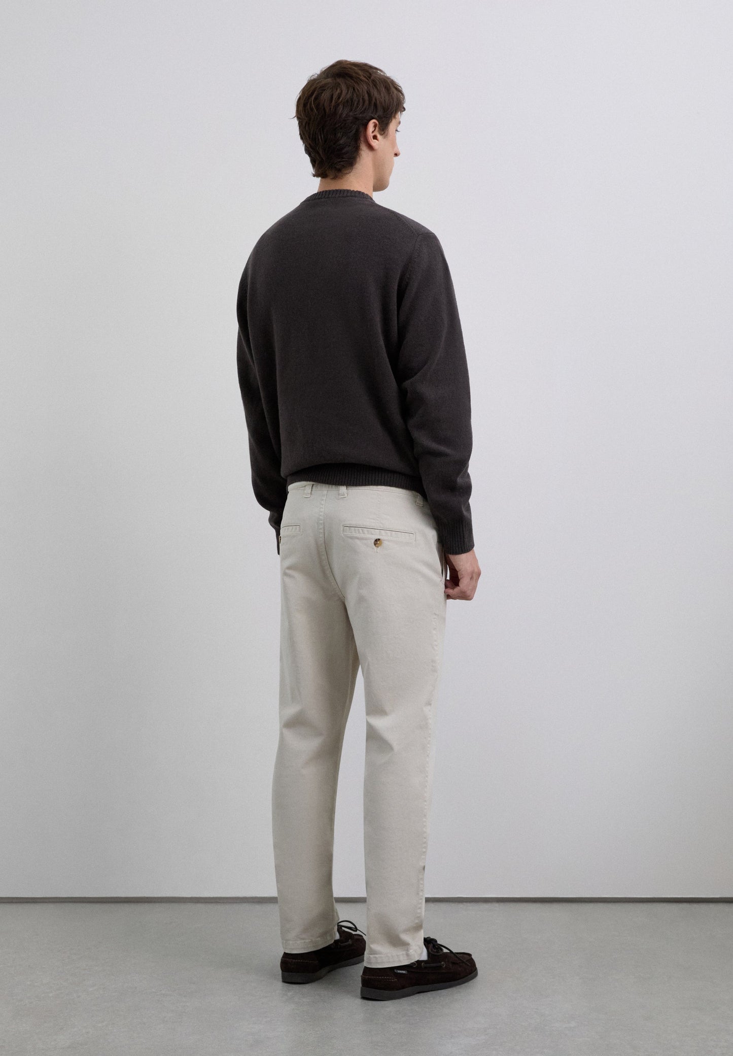 PANTALÓN CHINO CASUAL