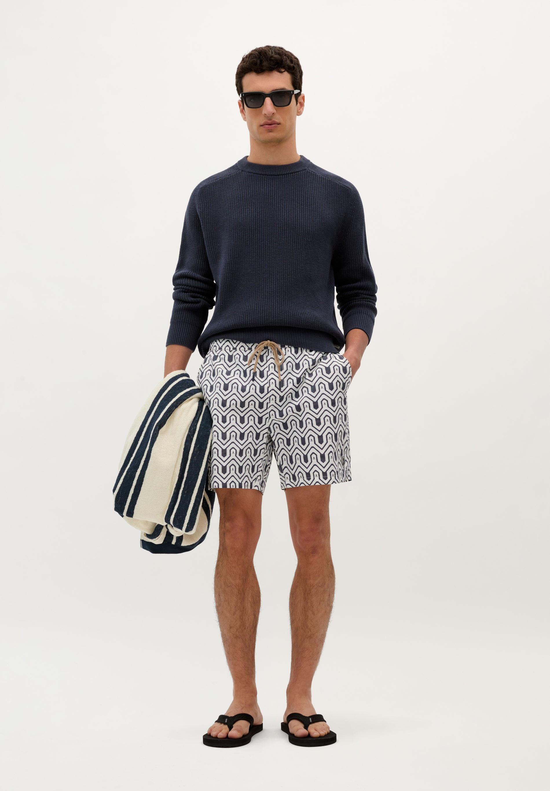 BAÑADOR MOTIVOS GEOMÉTRICOS