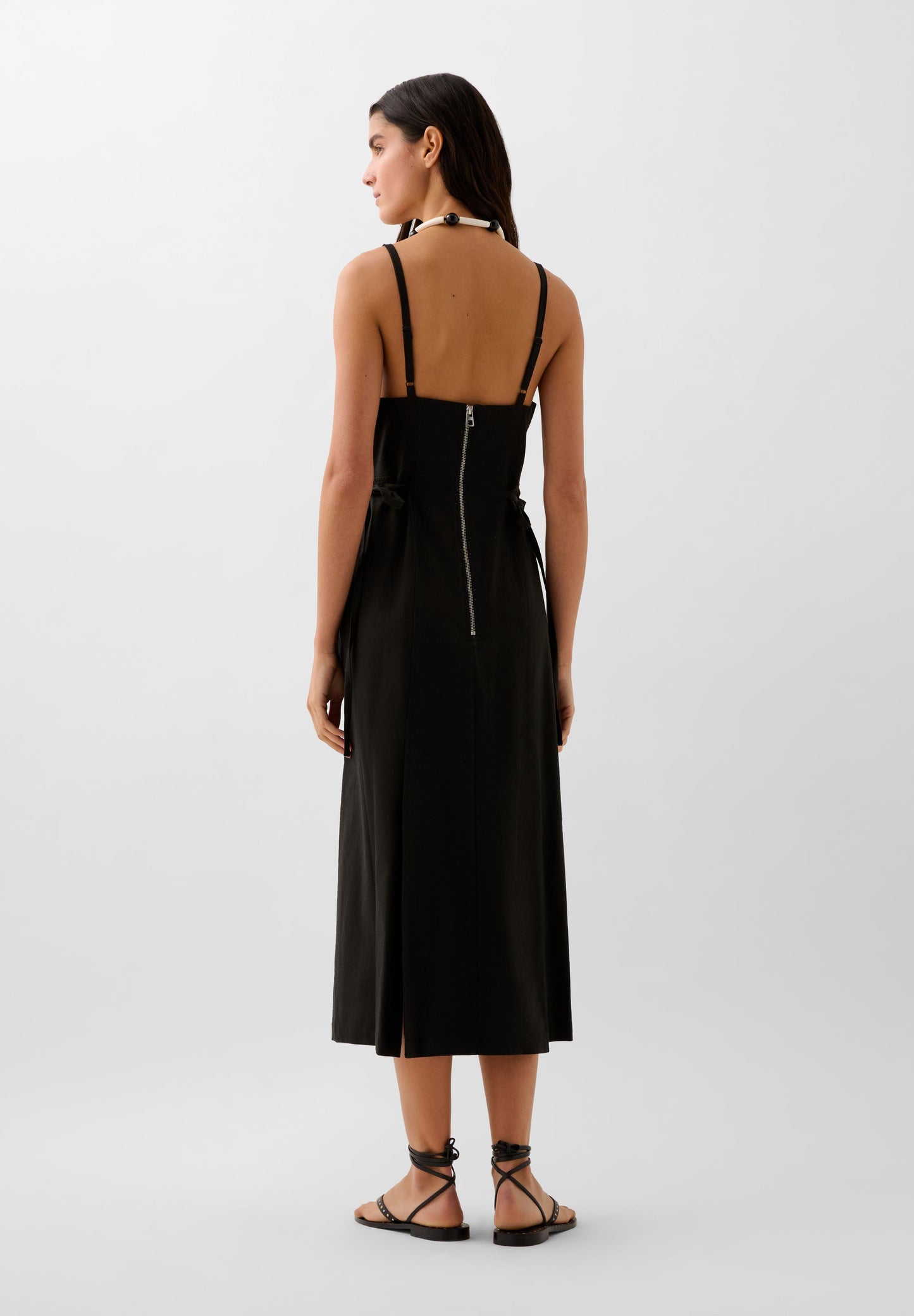 VESTIDO ABERTURA LAZOS