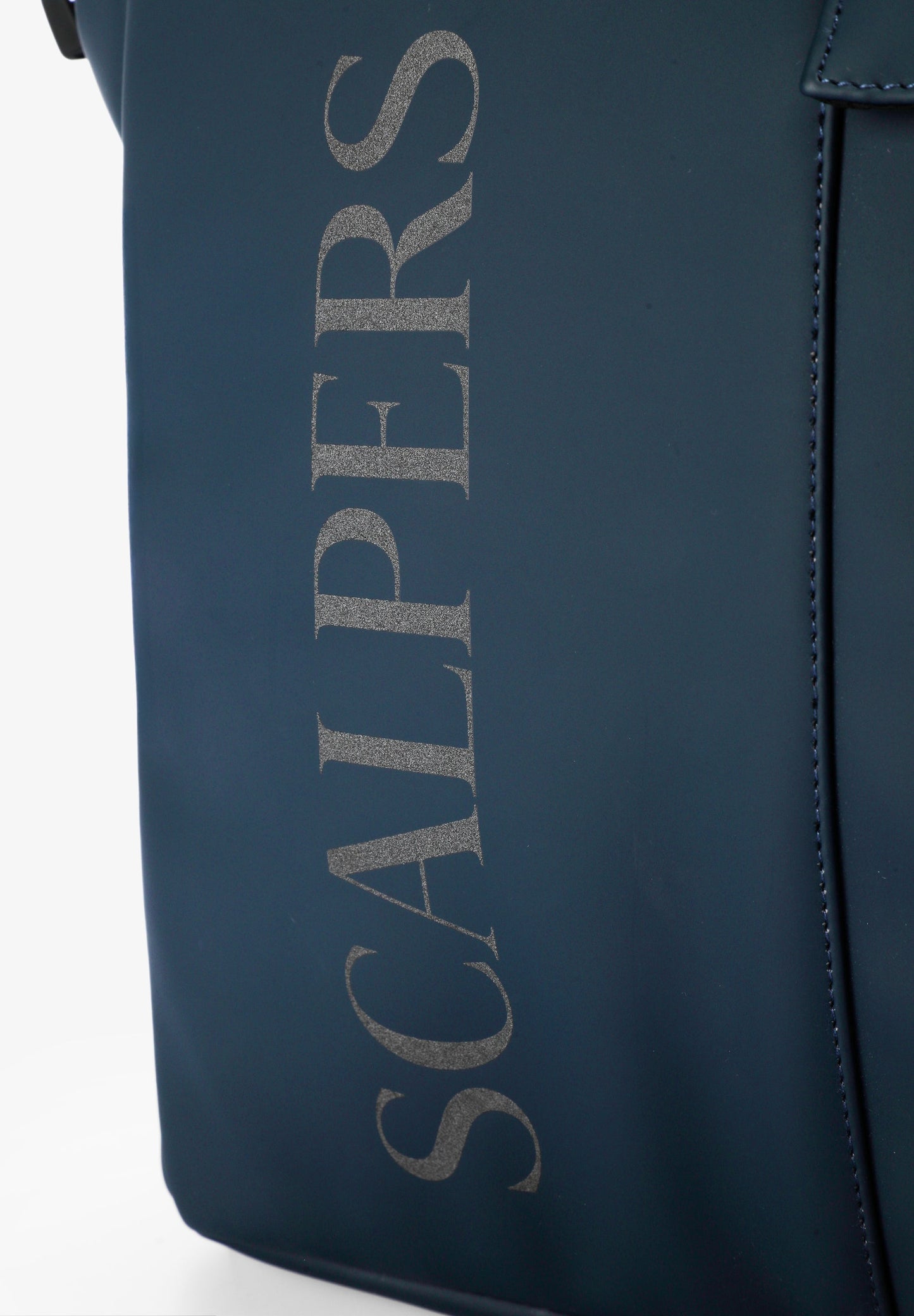 MOCHILA TÉCNICA LOGO FRONTAL