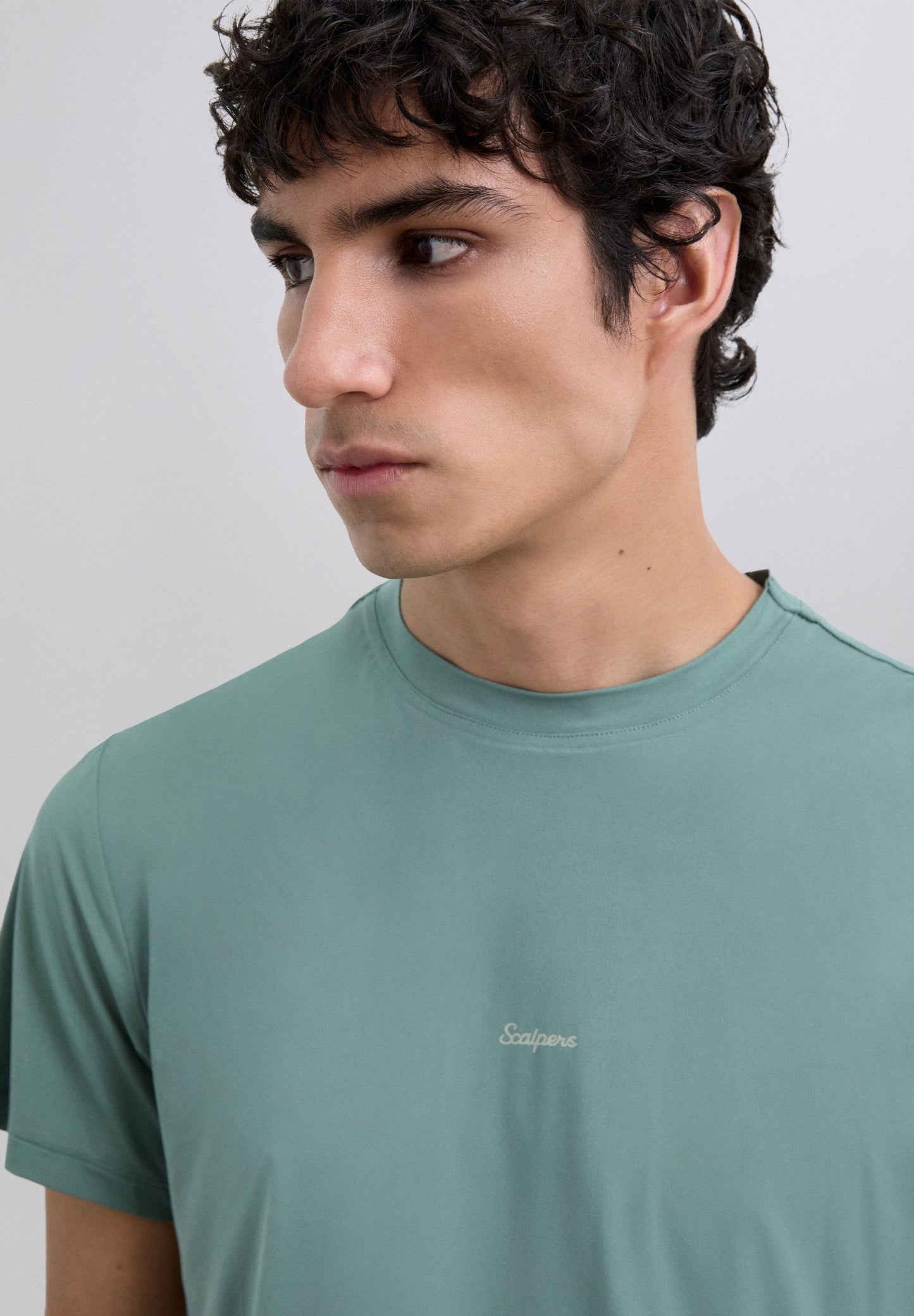 POLERA TÉCNICA CONTRASTE ADN